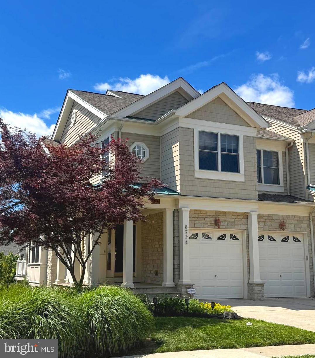 8724 TIMBER OAK LANE