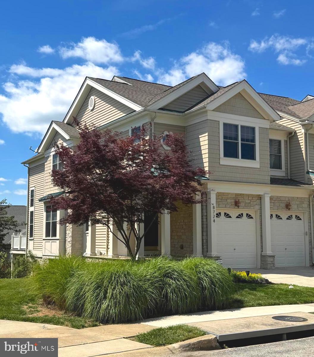 8724 TIMBER OAK LANE