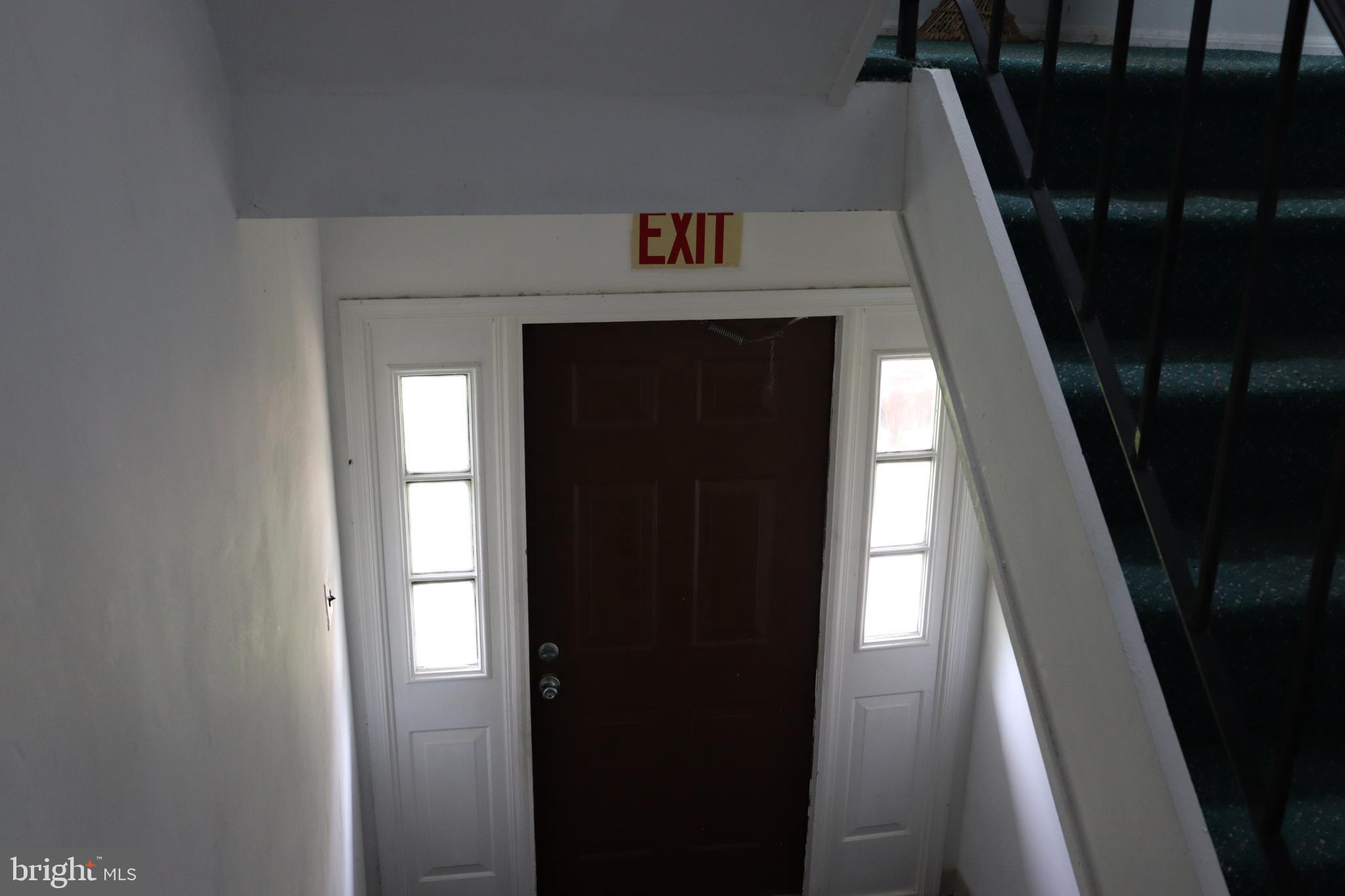 LAFAYETTE HILL - Residential Lease