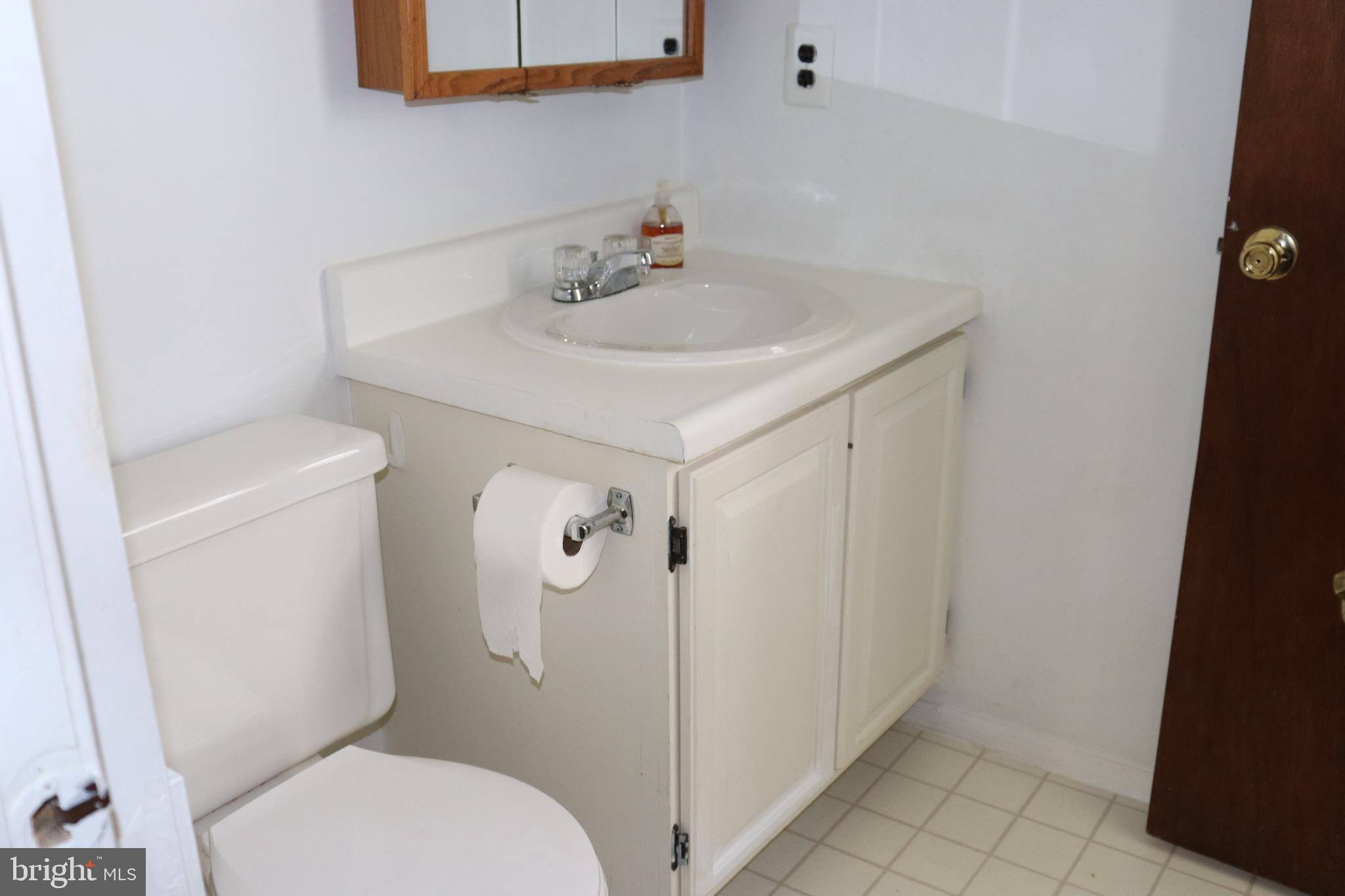 LAFAYETTE HILL - Residential Lease