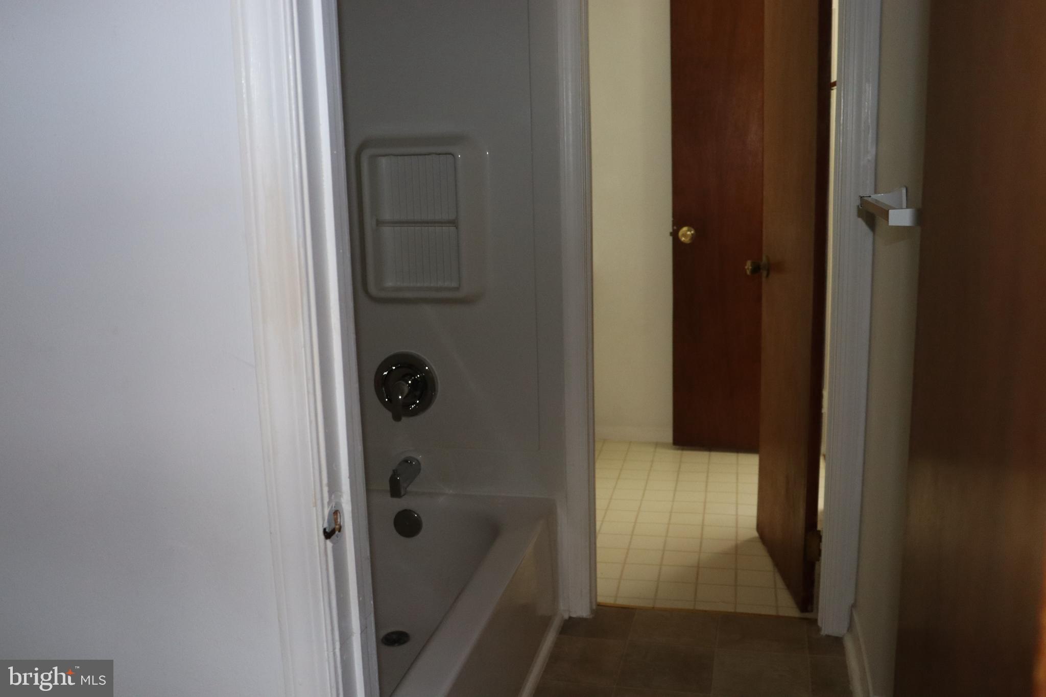 LAFAYETTE HILL - Residential Lease