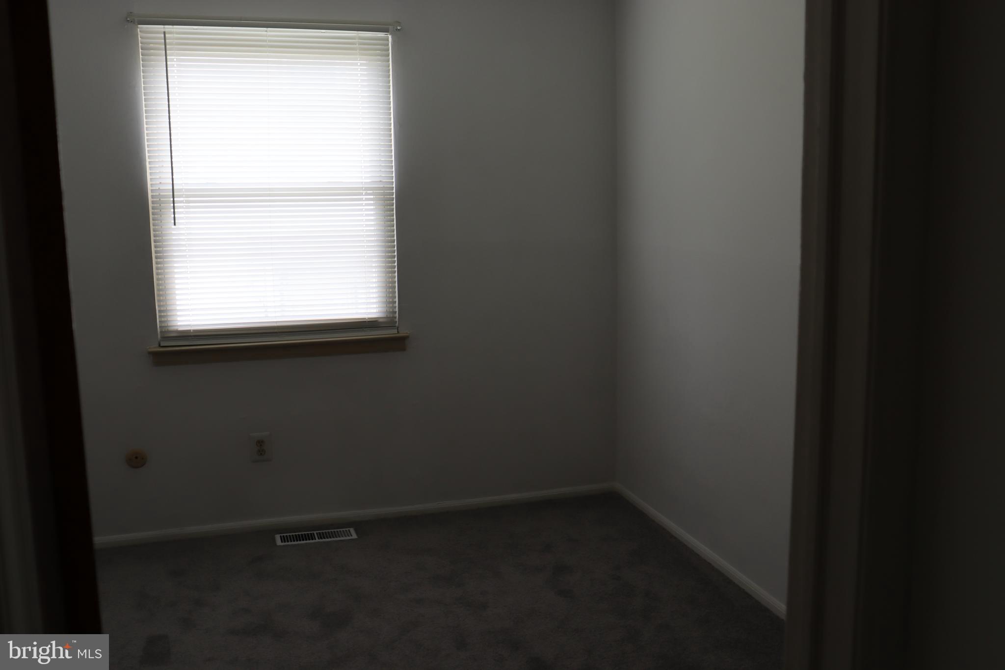 LAFAYETTE HILL - Residential Lease