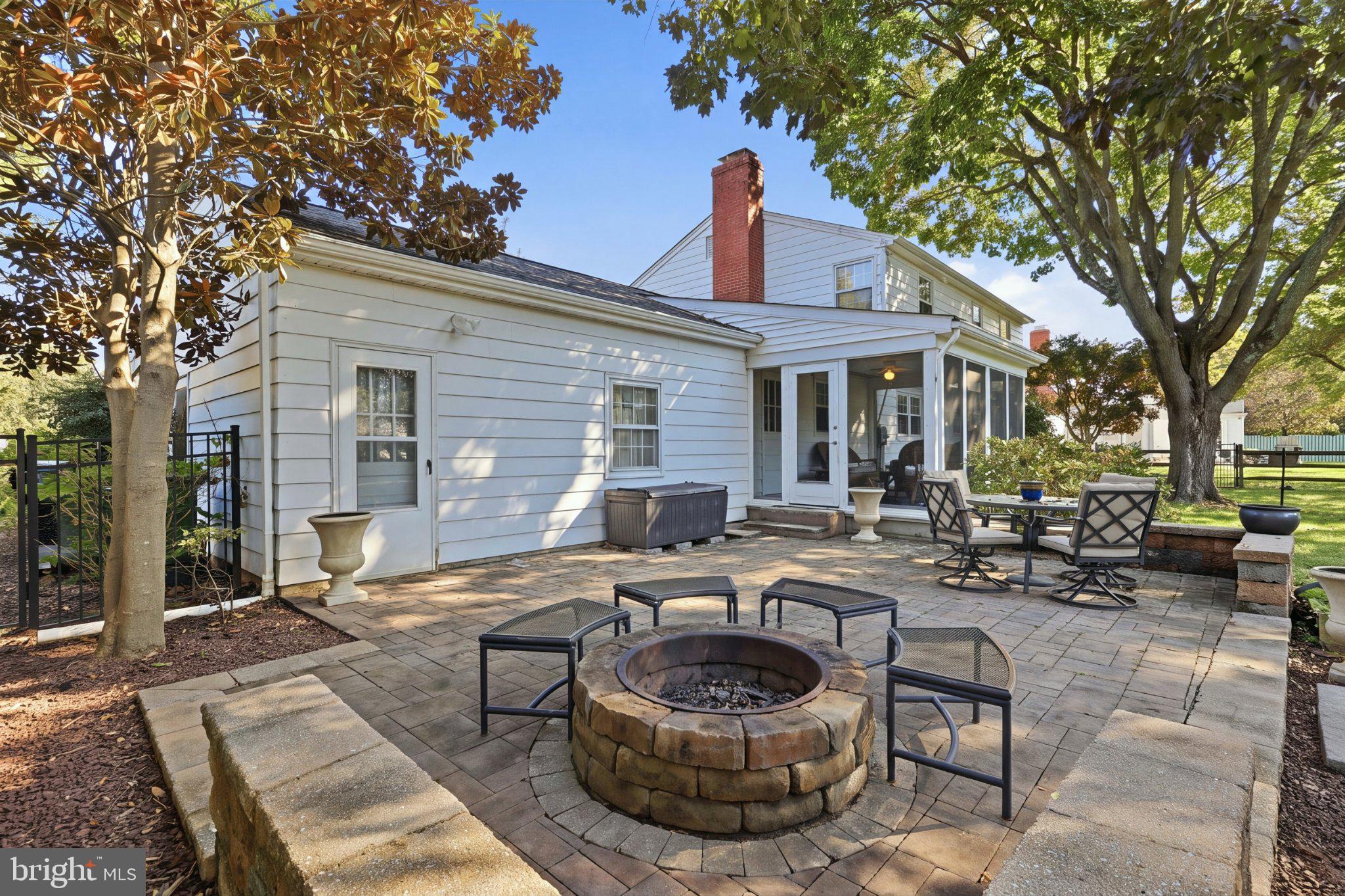 154 S FAIRFIELD DRIVE