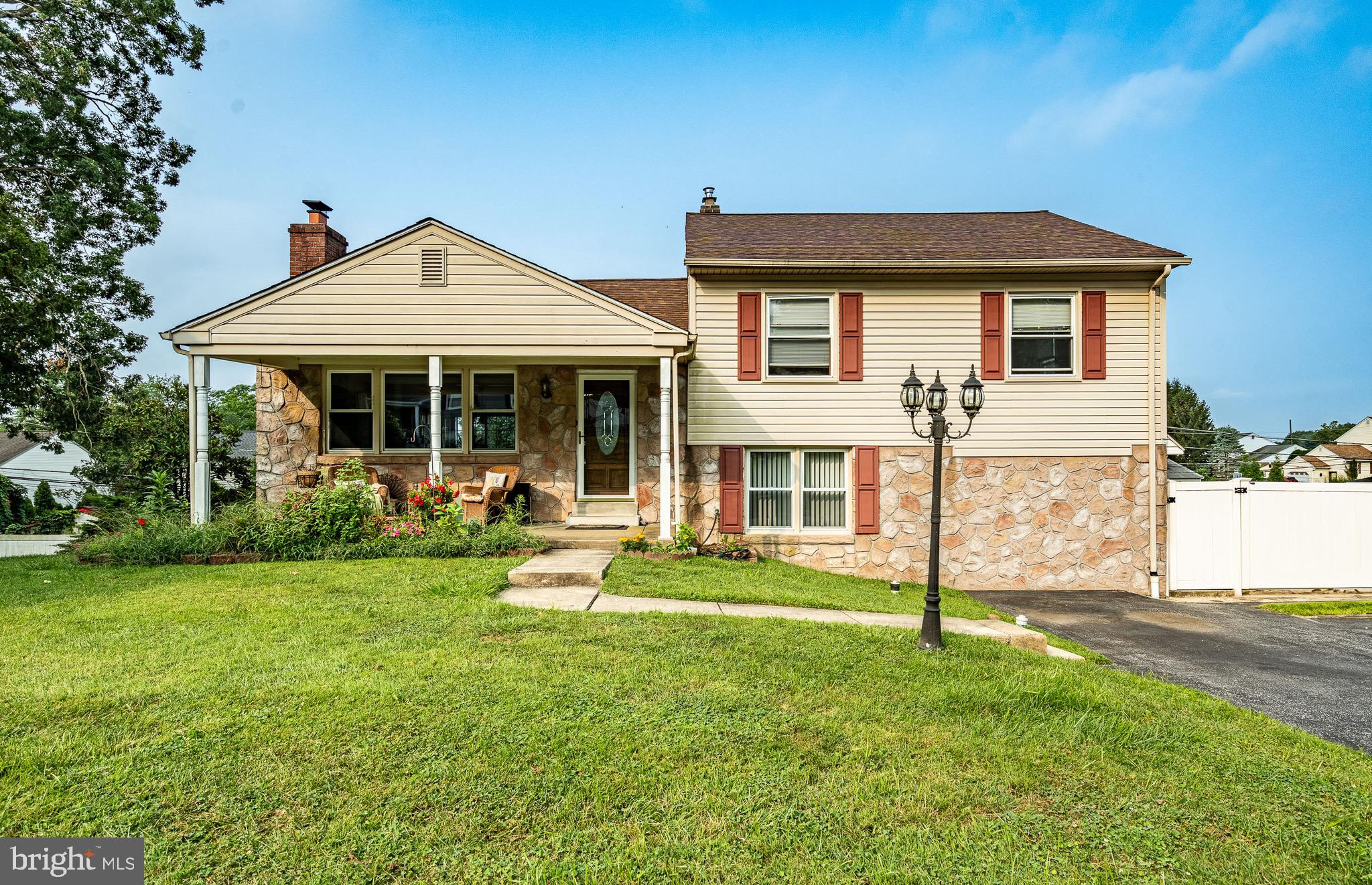 Wonderful home in Marple Newtown School District! This charming split-level detached house offers over a large amount of finished square not available on similar designs in the neighborhood with 4 finished levels of living! A nicely maintained and updated kitchen, dining and living area. A versatile lower-level family room or home office, with direct access a convenient half-bath and laundry room, with an egress slider door. The level below that is finished and can be used to suit your families needs and is just as versatile with egress. Outside, a beautifully landscaped backyard with a spacious deck awaits, ideal for summer barbecues or tranquil evenings. Nestled in a serene, family-friendly neighborhood, this home is just minutes from schools, charming downtown shops, and major highways for easy commuting to Philadelphia. Don’t miss the chance to own this perfect blend of style, space, and community in sought-after Newtown Square—schedule your showing today!