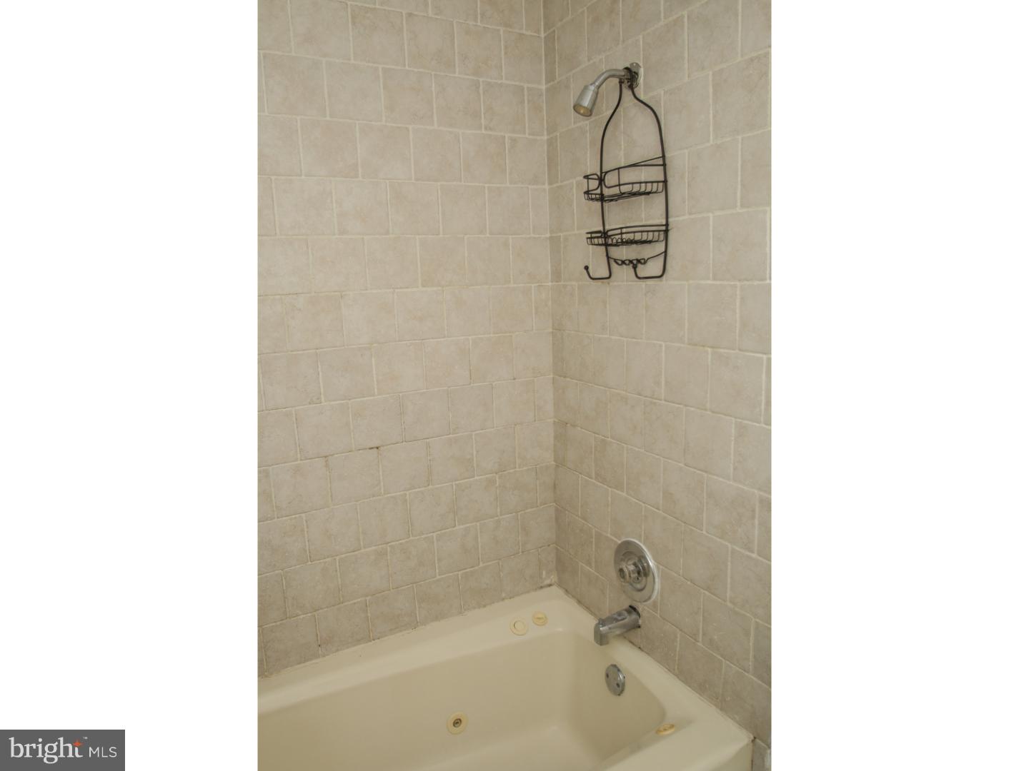 ART MUSEUM AREA - Residential Lease