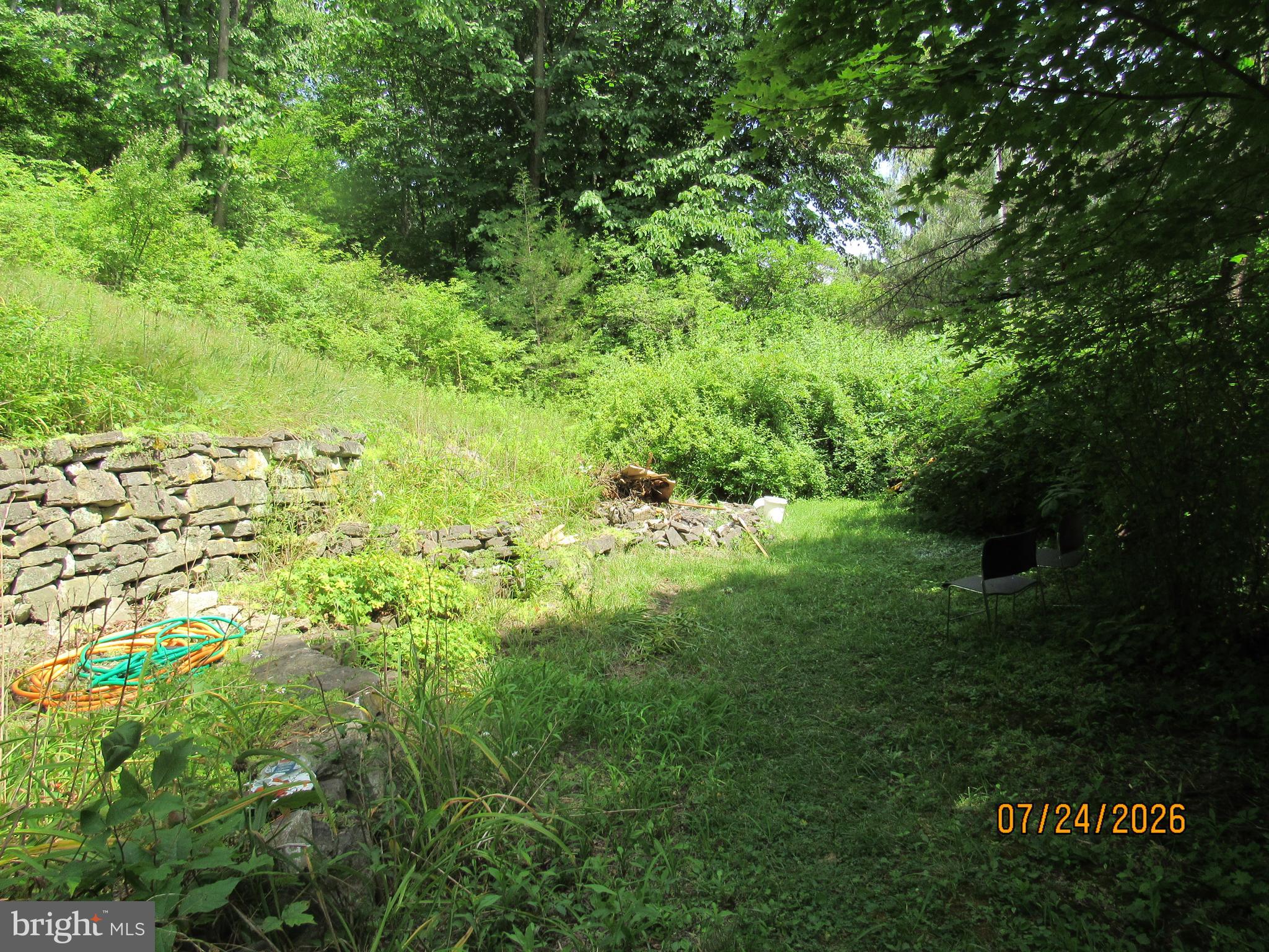 1127 AXEMANN RD