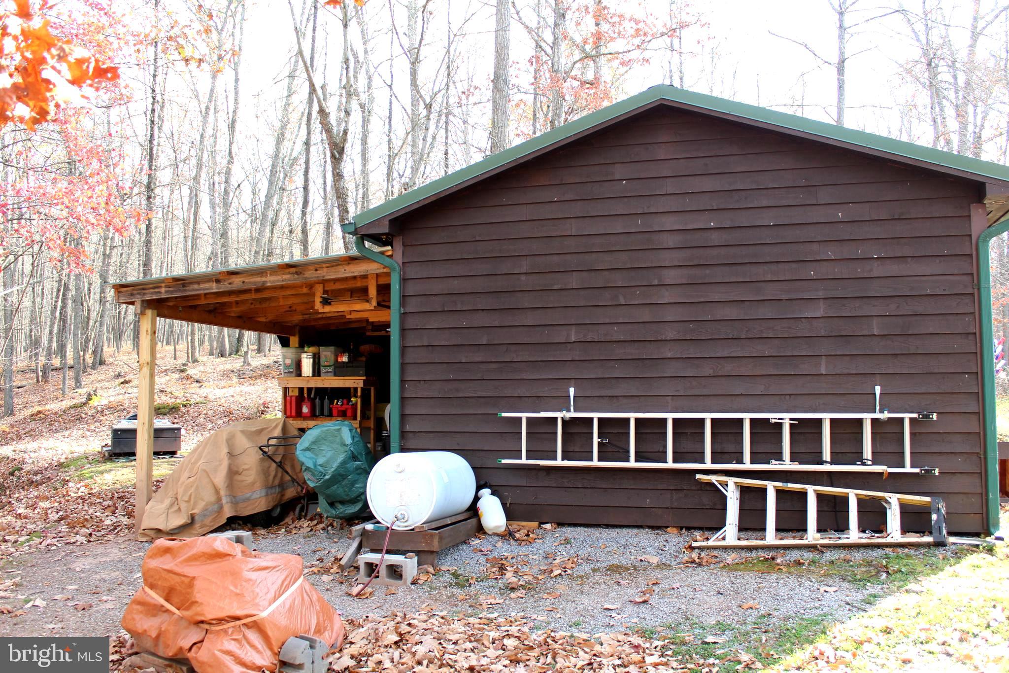 MEADOW HILLS - Residential