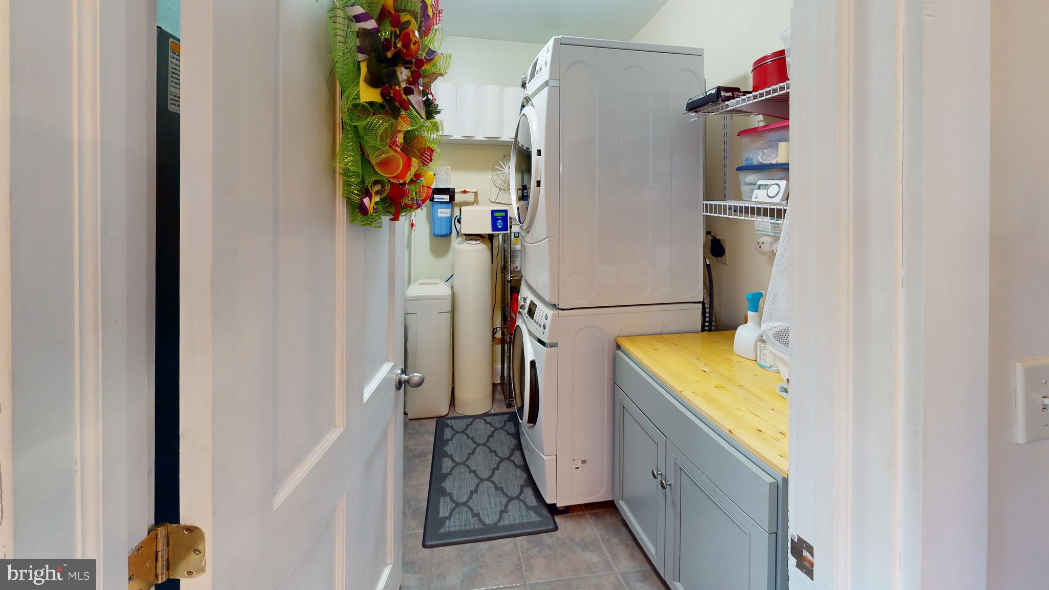 MEADOW HILLS - Residential