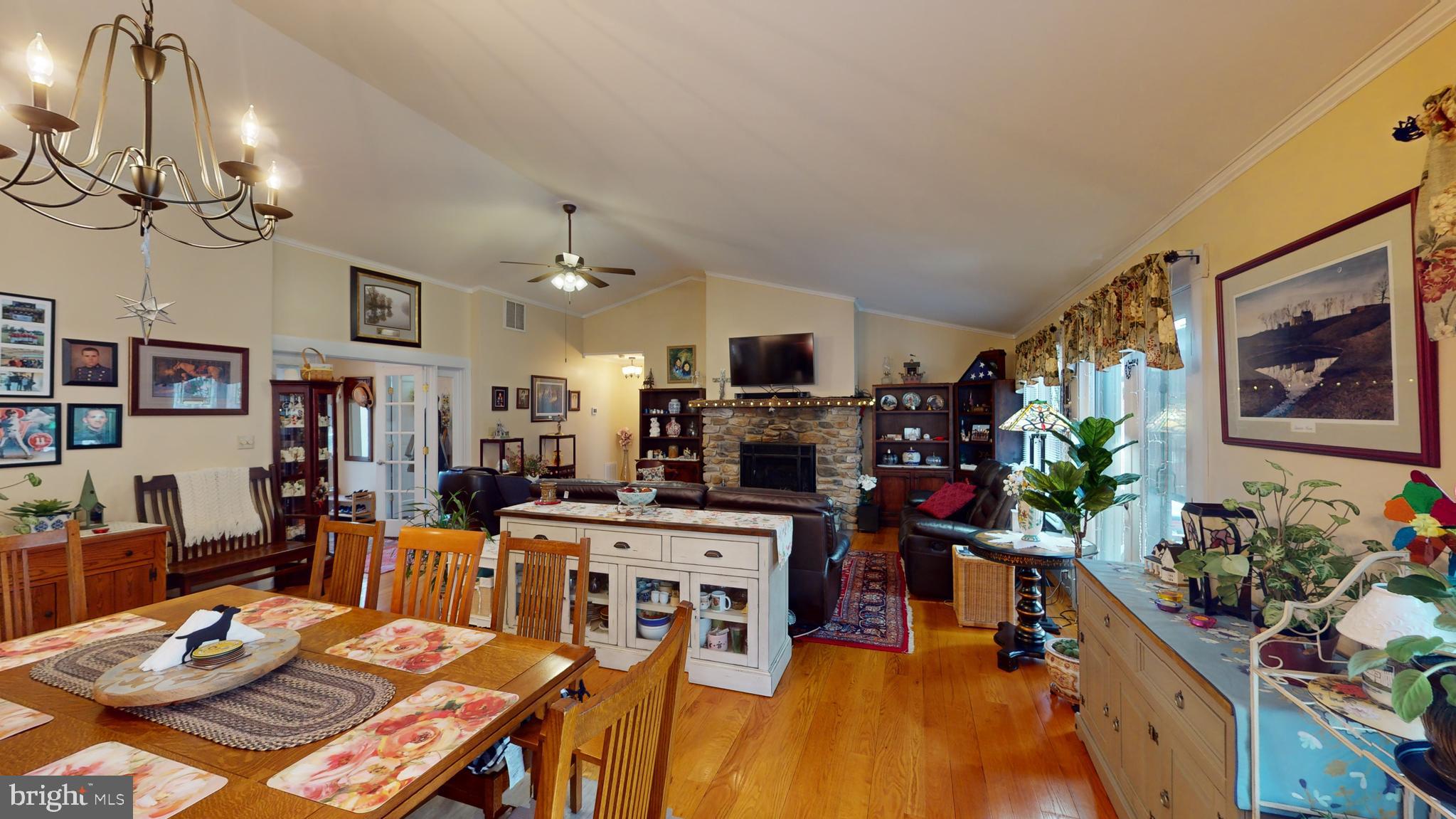 MEADOW HILLS - Residential