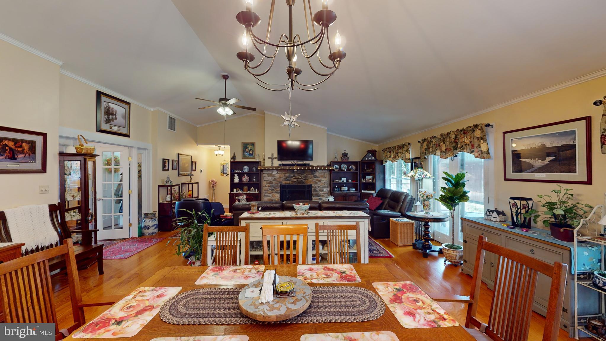 MEADOW HILLS - Residential