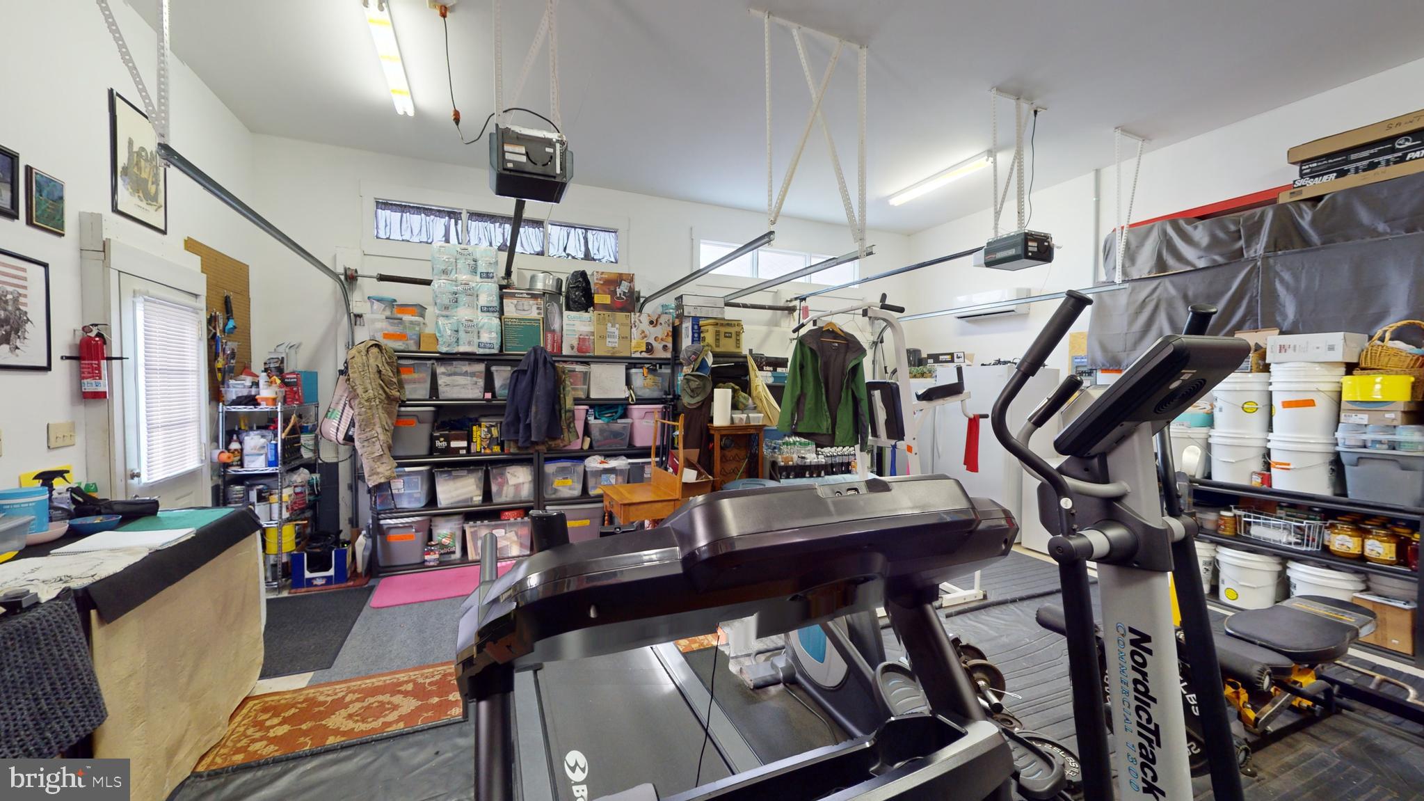 MEADOW HILLS - Residential