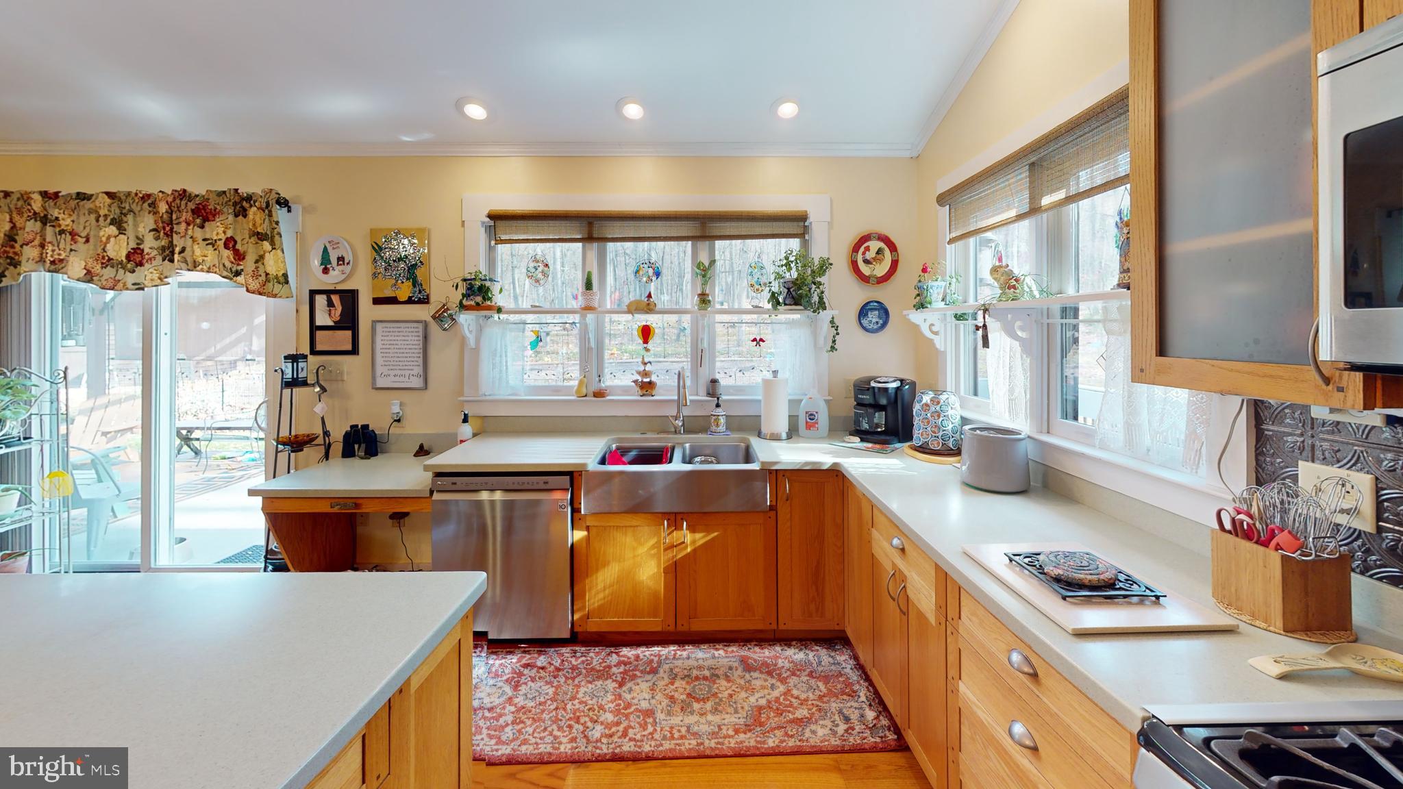 MEADOW HILLS - Residential