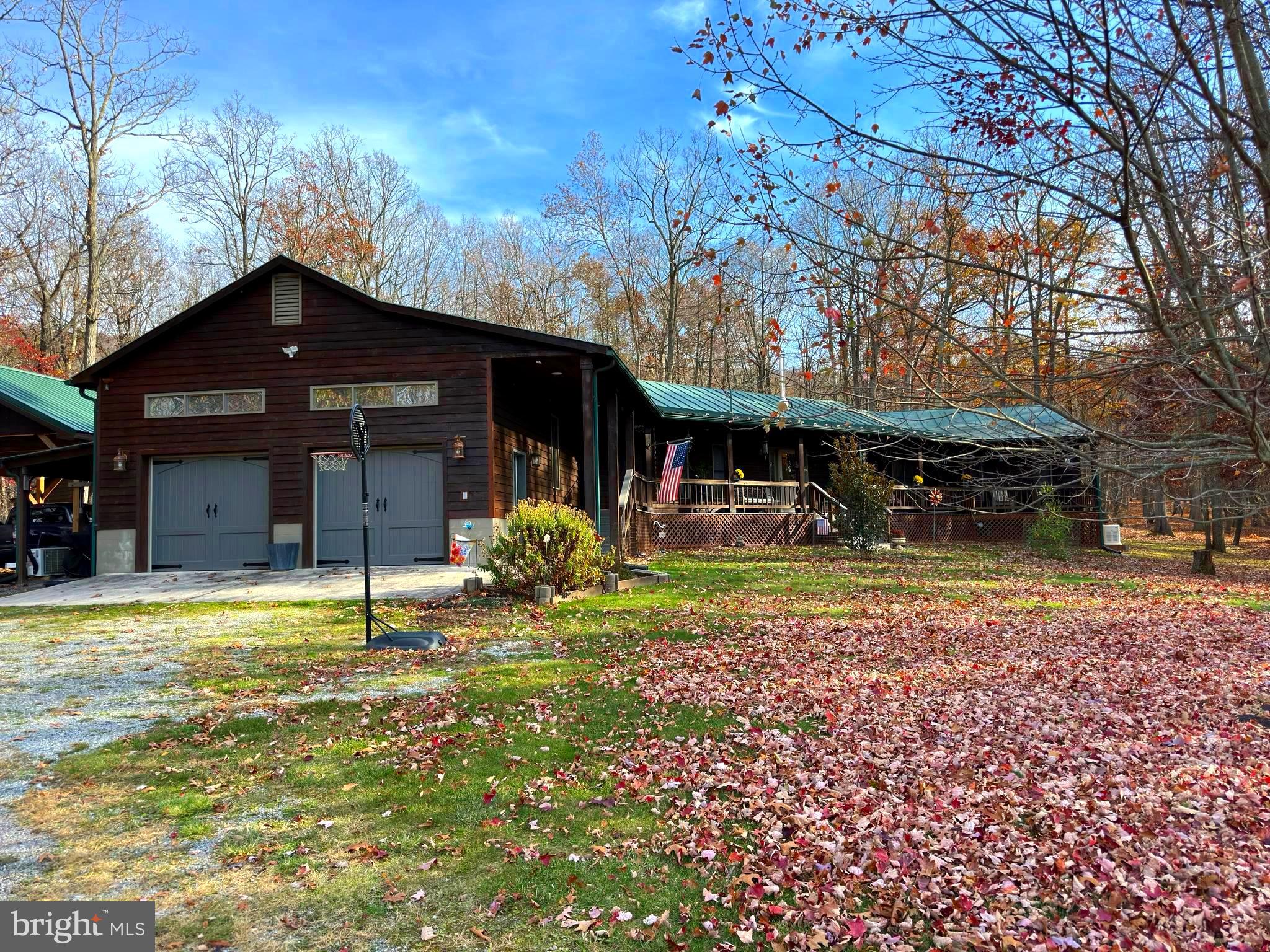 MEADOW HILLS - Residential