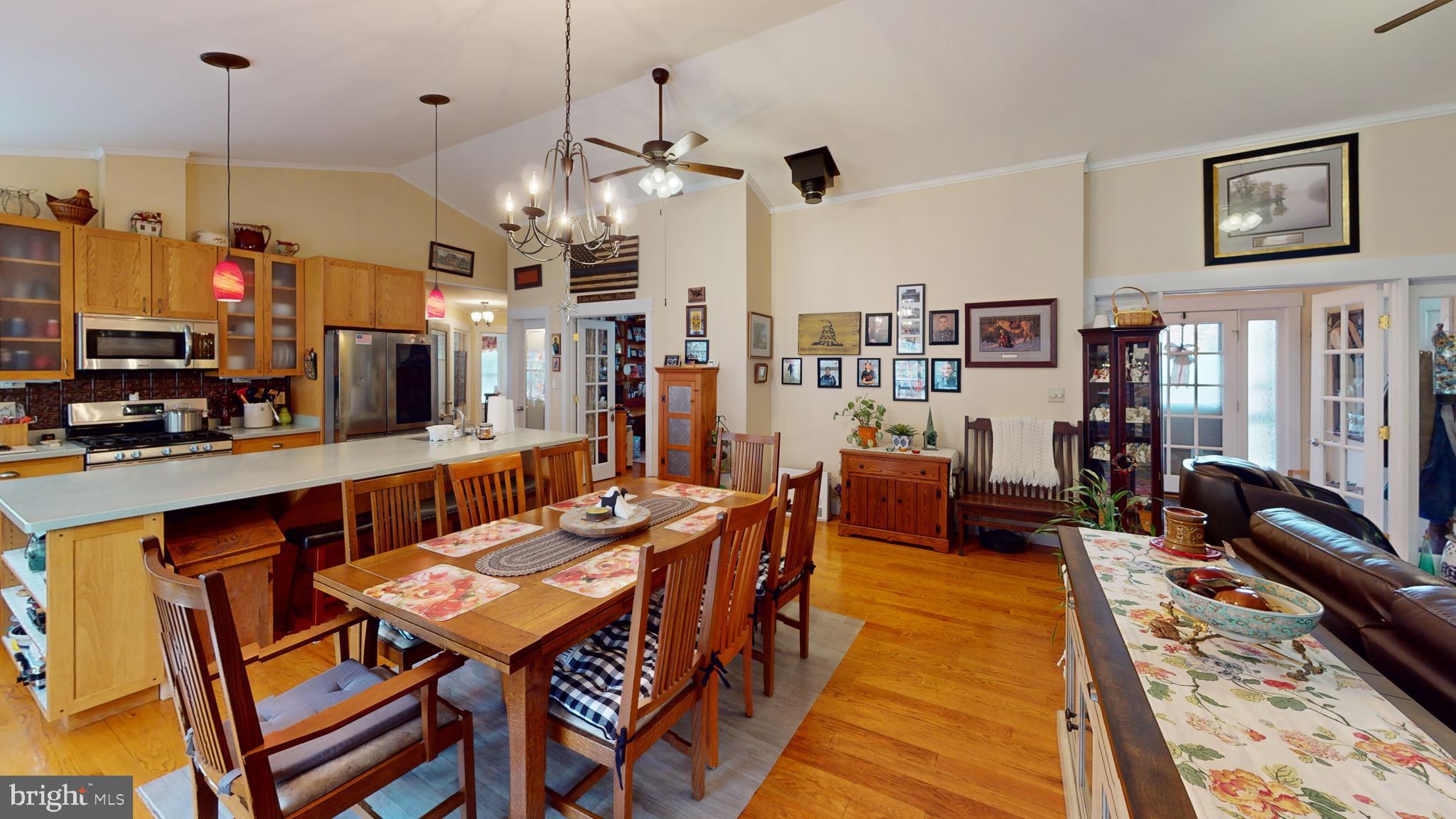 MEADOW HILLS - Residential