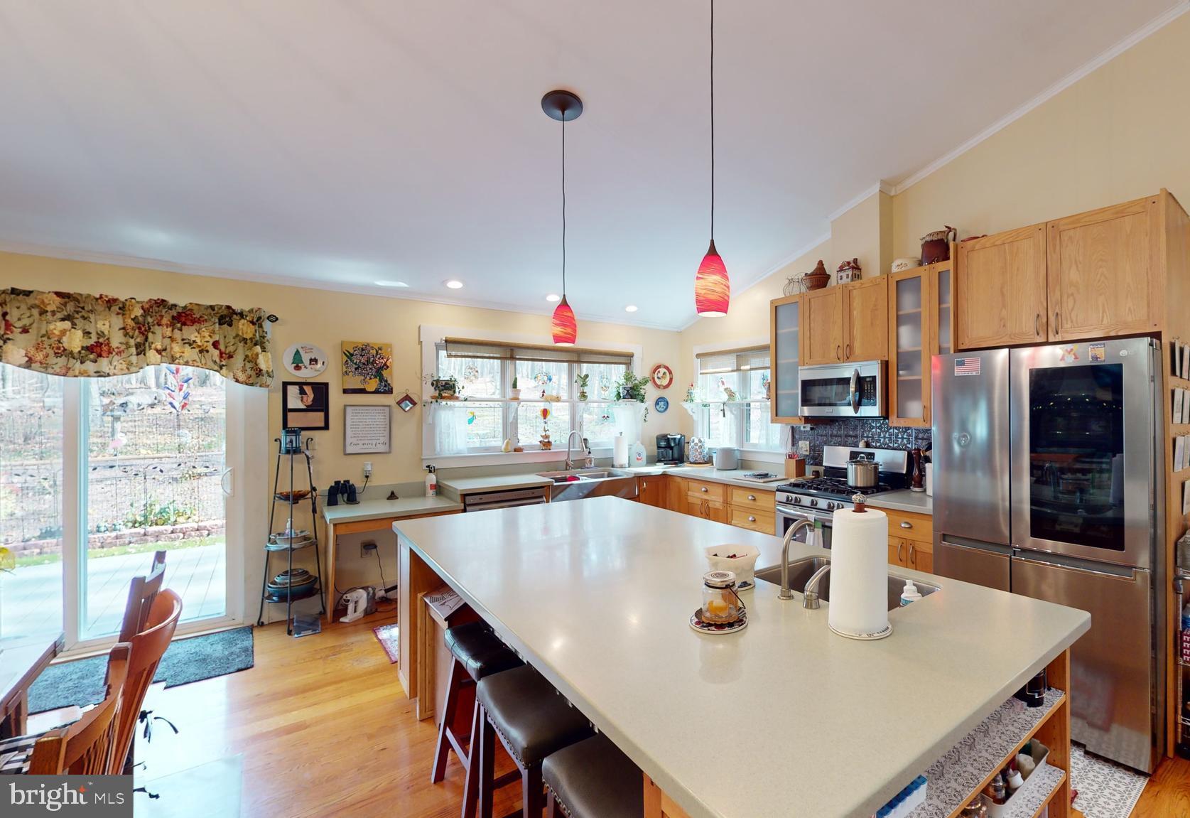 MEADOW HILLS - Residential