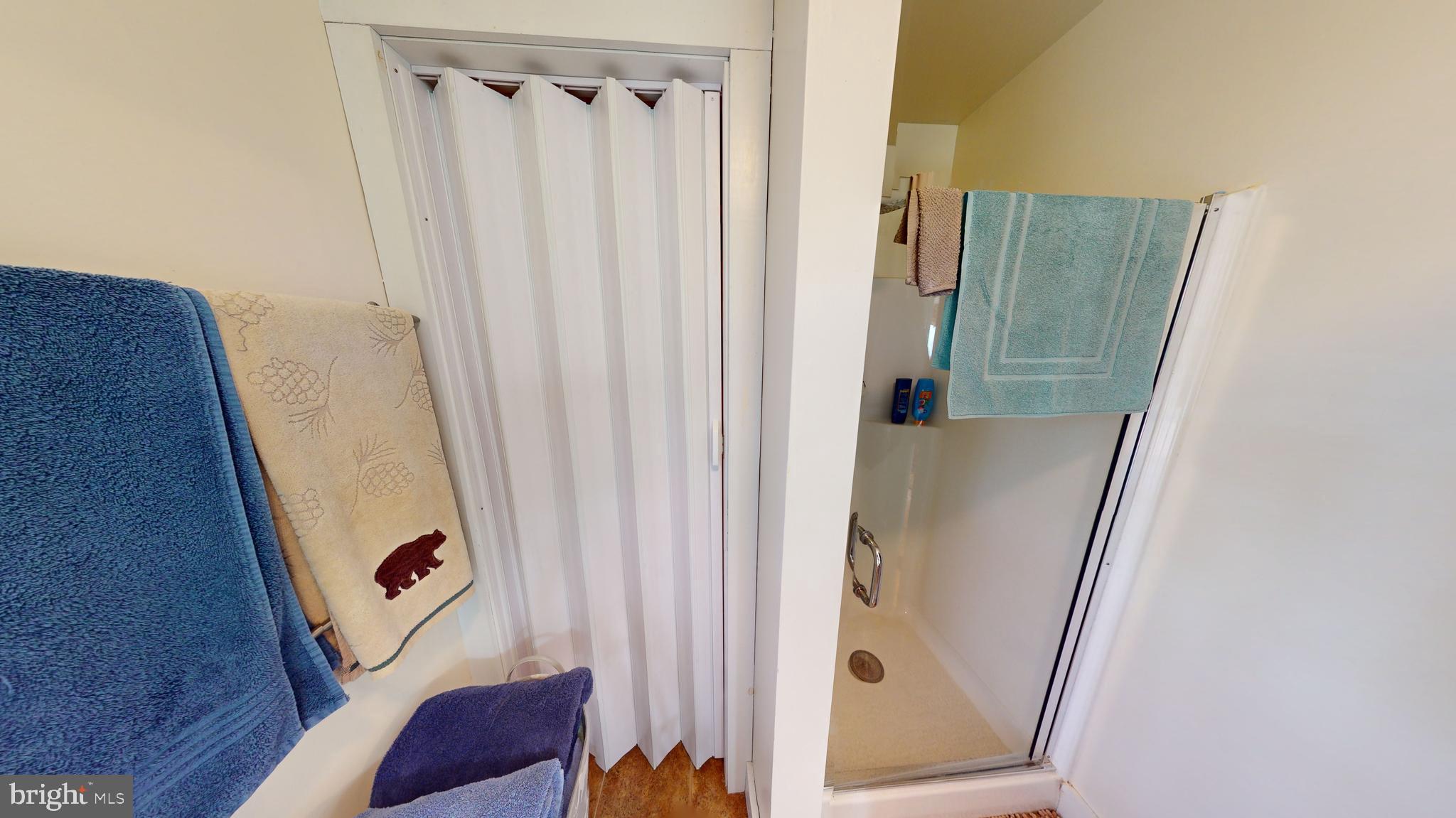 MEADOW HILLS - Residential