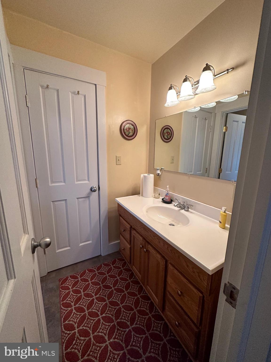 MEADOW HILLS - Residential