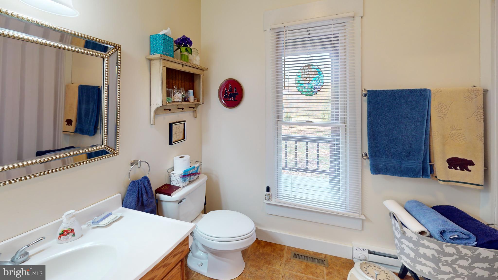 MEADOW HILLS - Residential