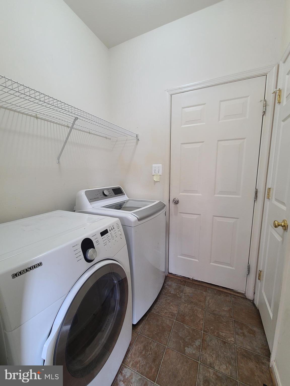 KERILL WOODS - Residential