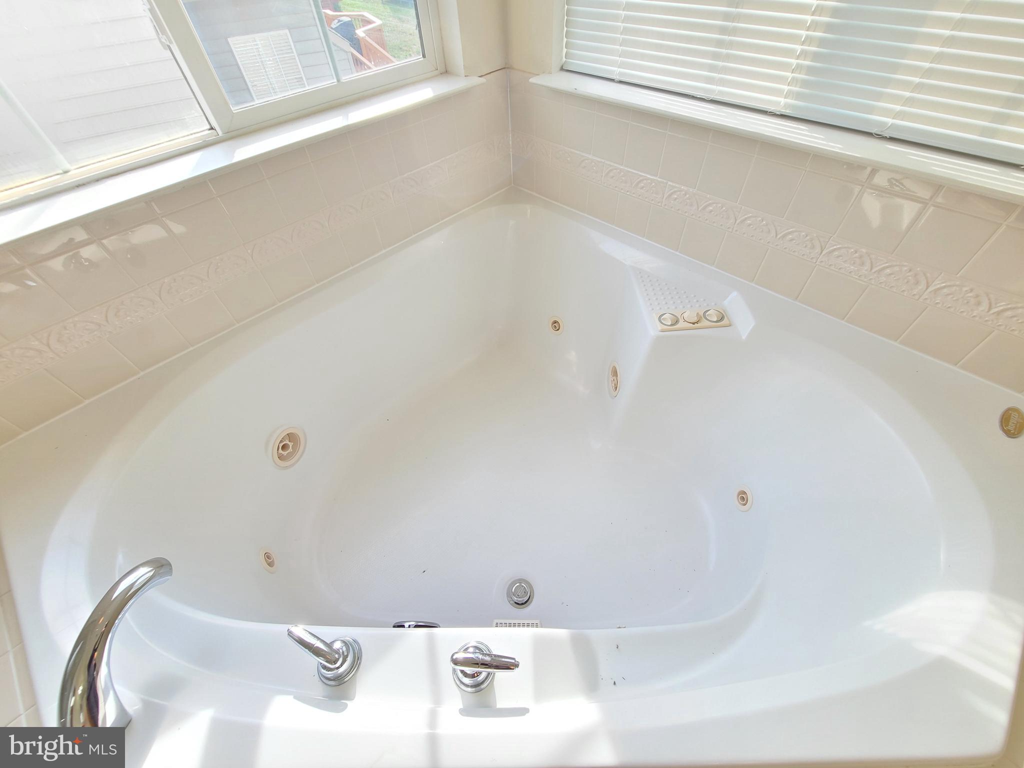 KERILL WOODS - Residential