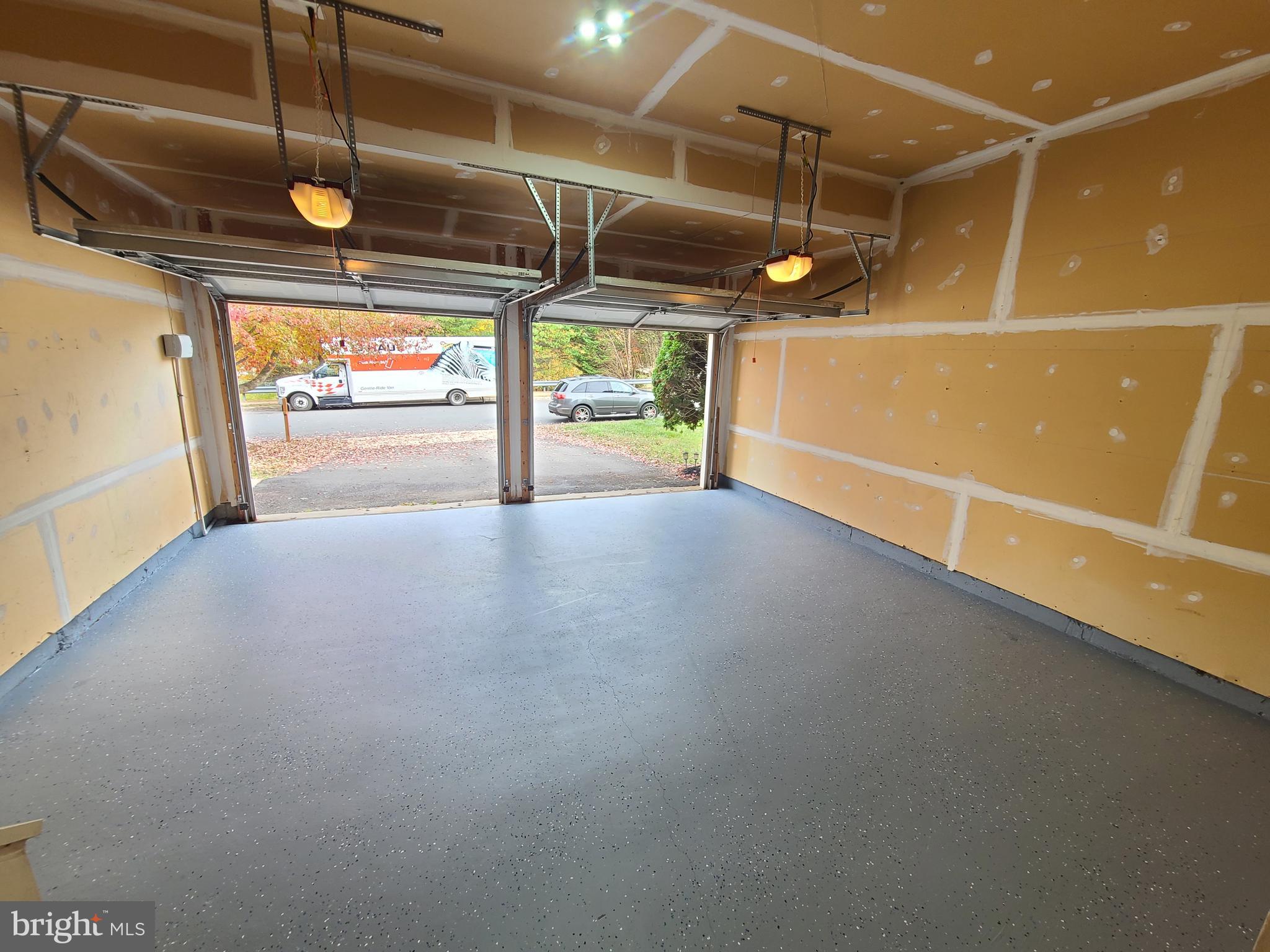 KERILL WOODS - Residential