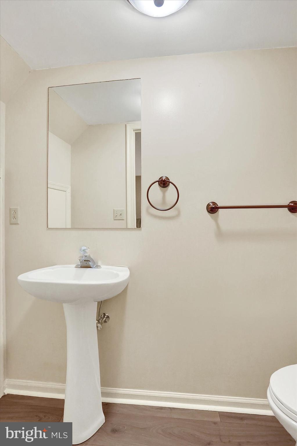 CAPITAL RIDGE - Residential