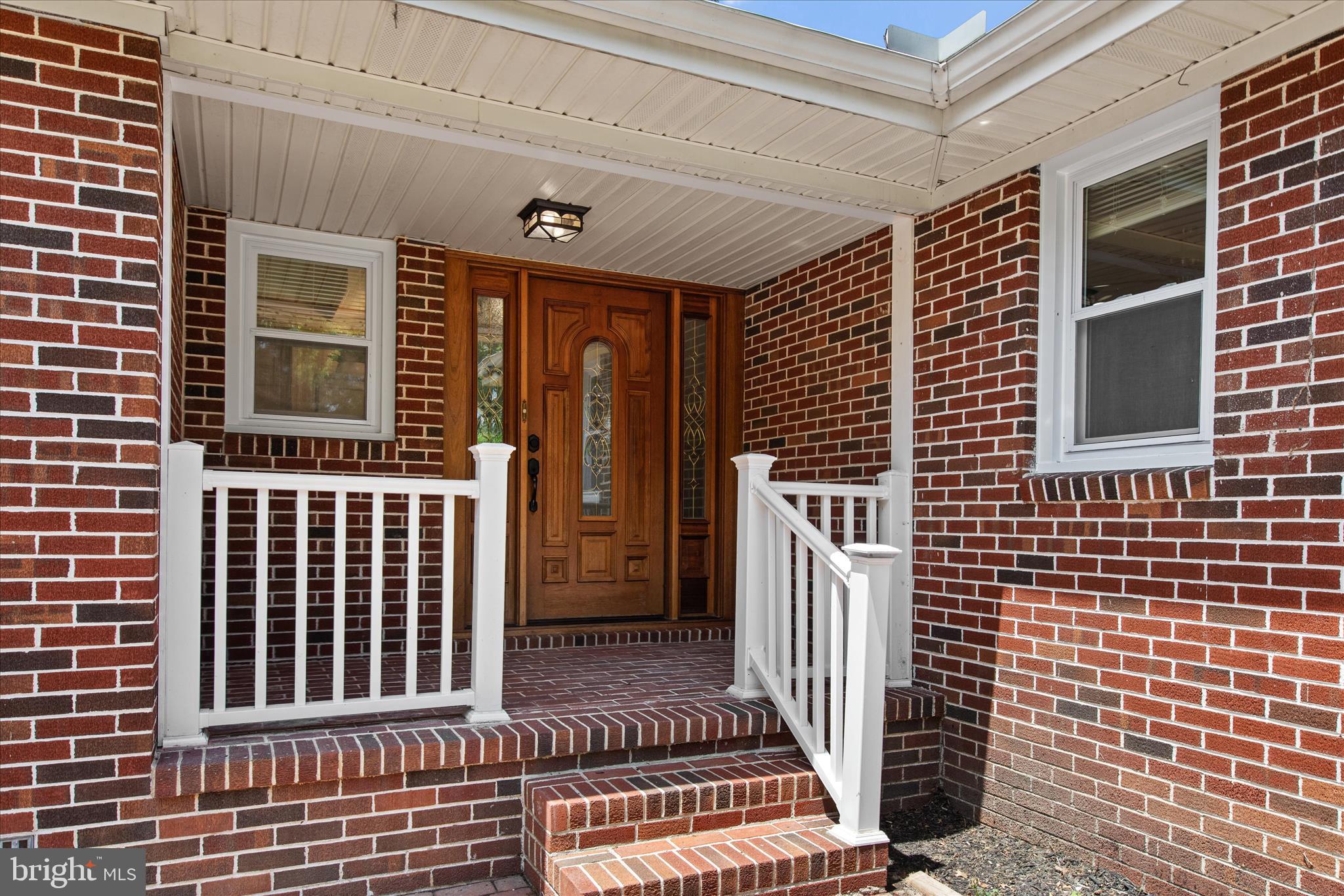 505 LAKEWOOD DRIVE