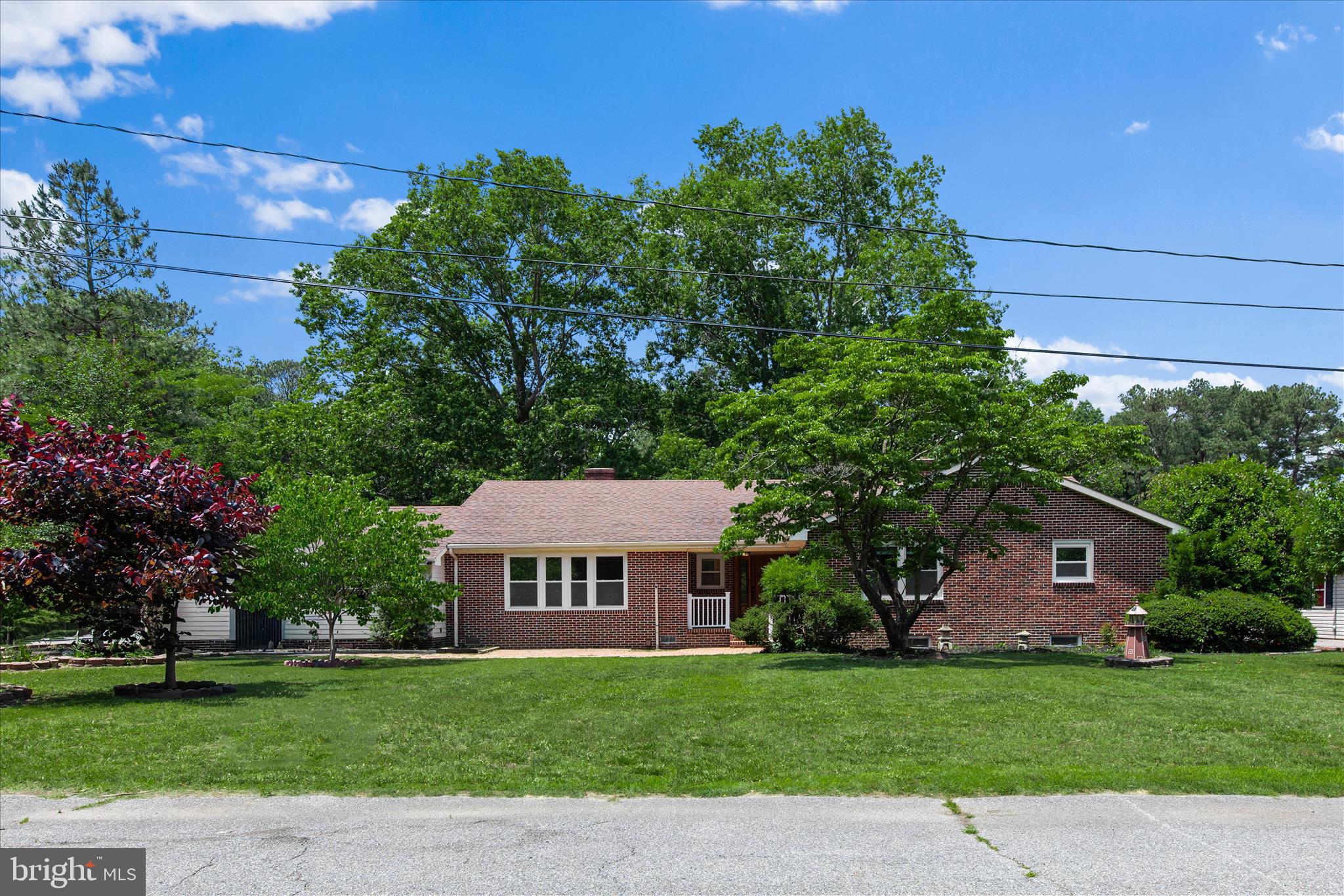 505 LAKEWOOD DRIVE