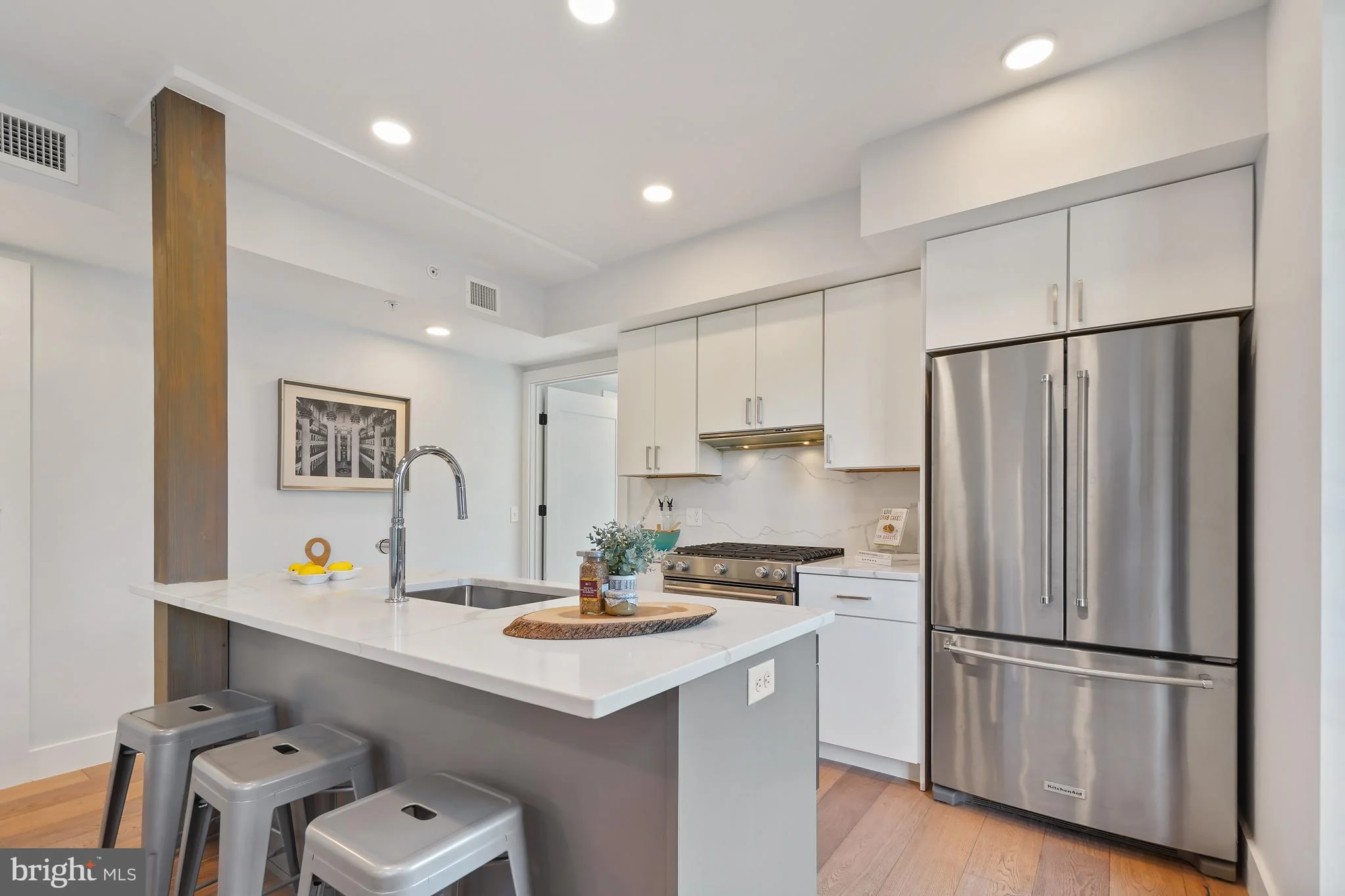 1245 N Pierce Street Unit 5