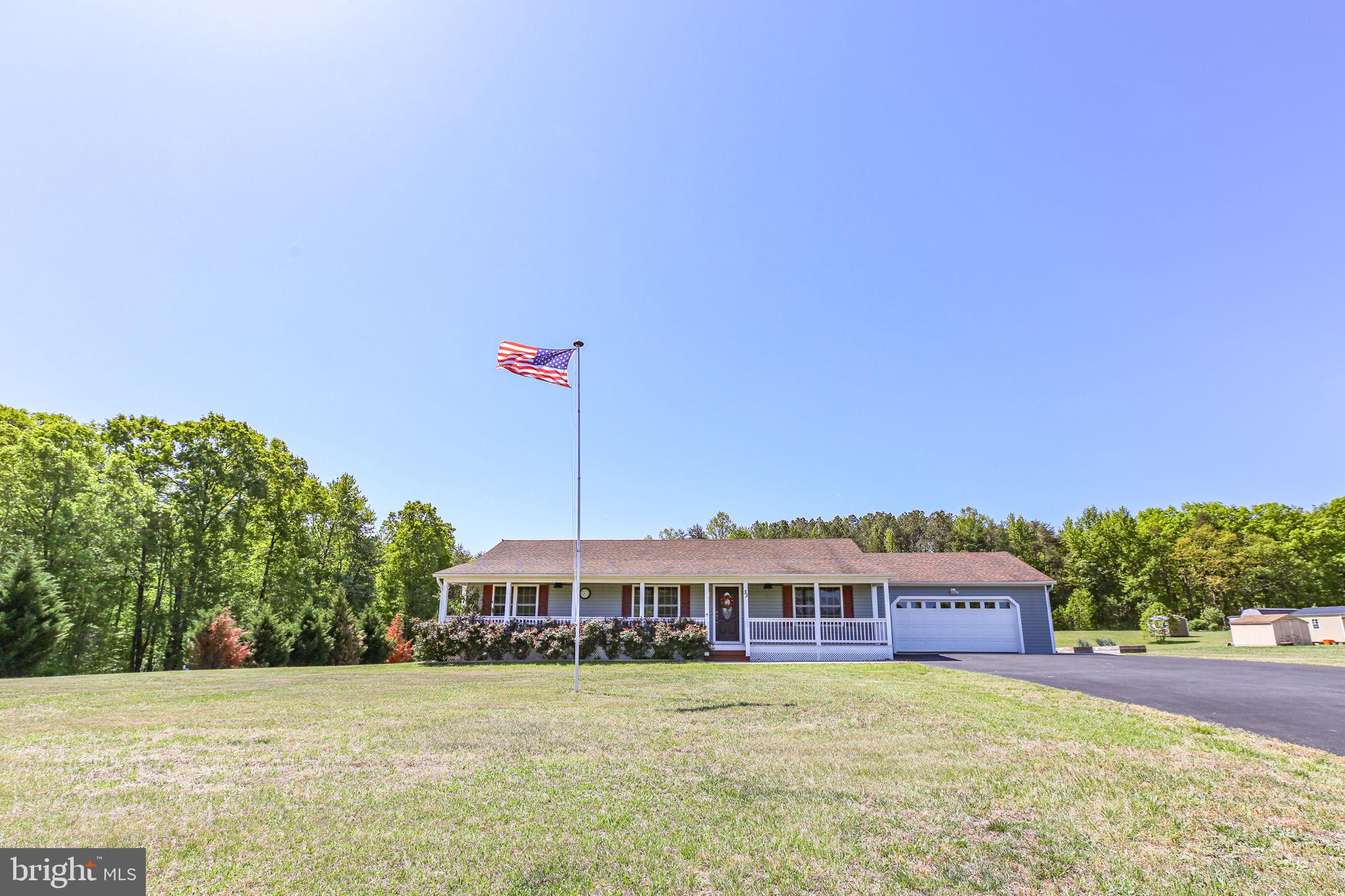 BORDEN MEADOWS - Residential