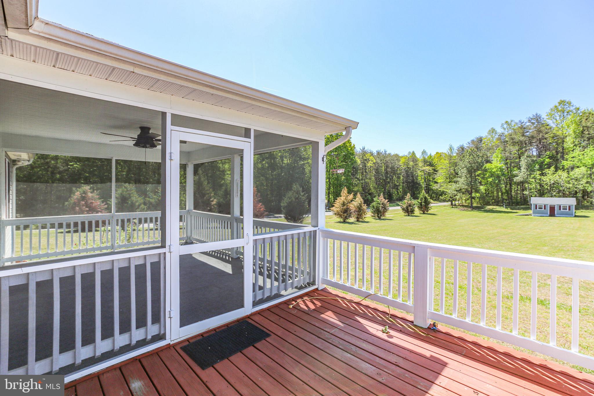 BORDEN MEADOWS - Residential