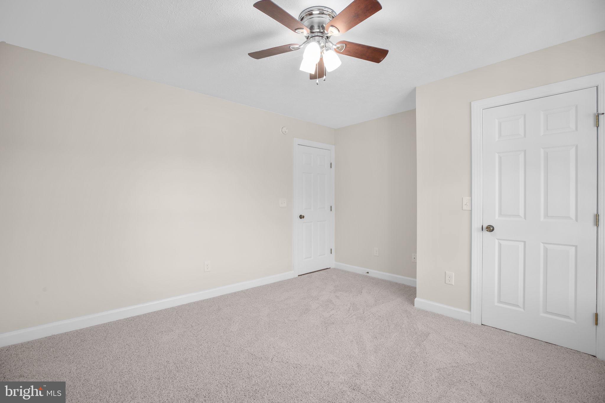 BORDEN MEADOWS - Residential