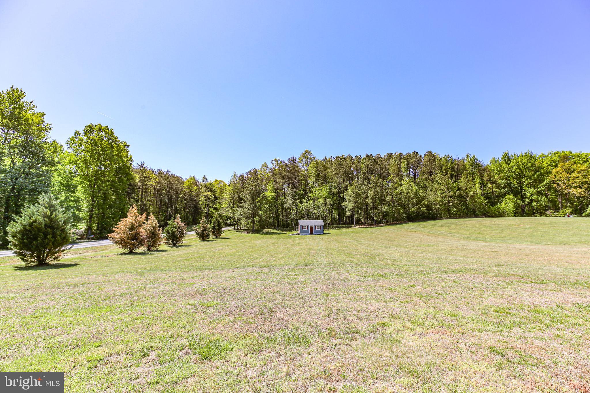 BORDEN MEADOWS - Residential