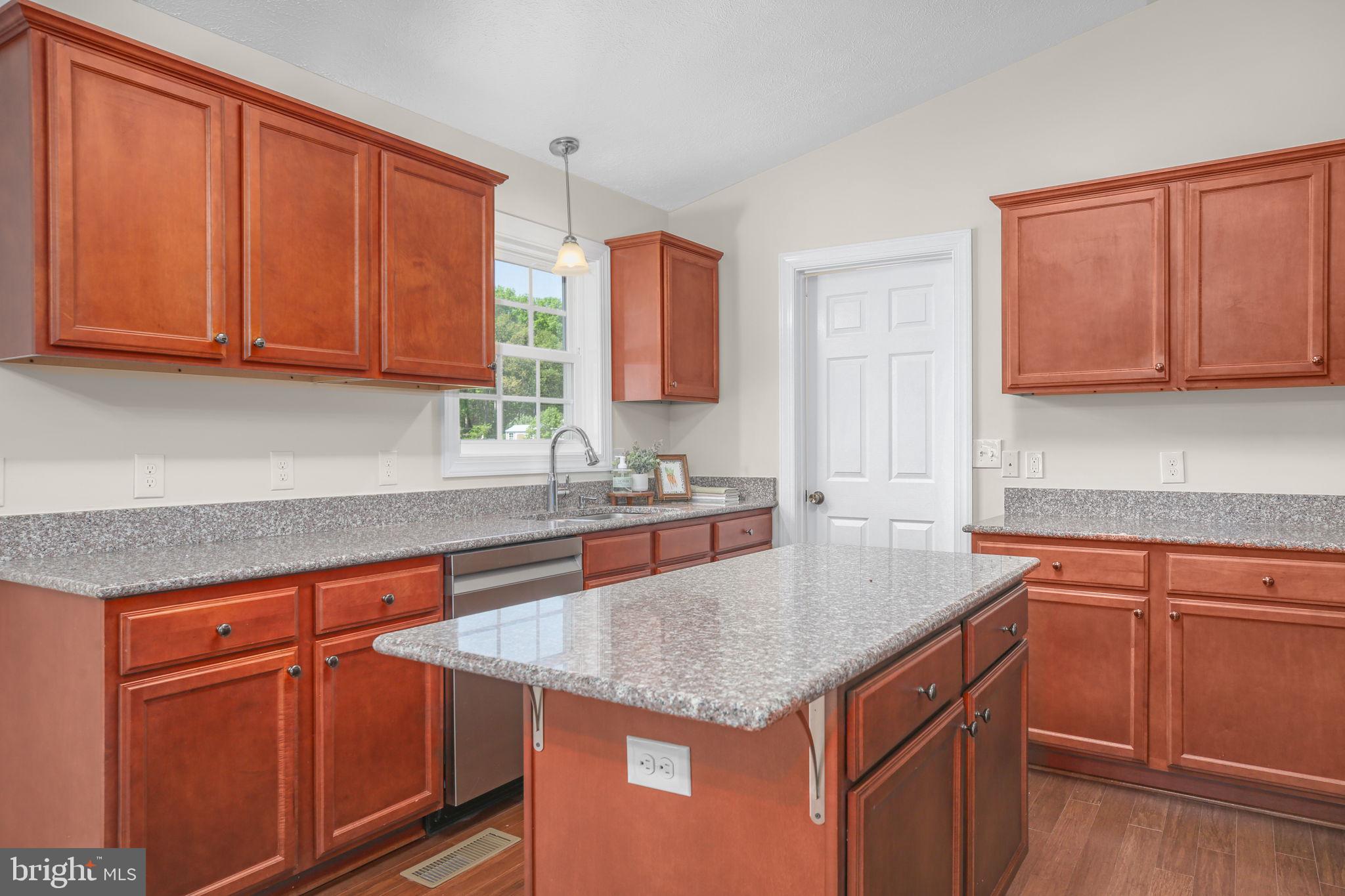 BORDEN MEADOWS - Residential