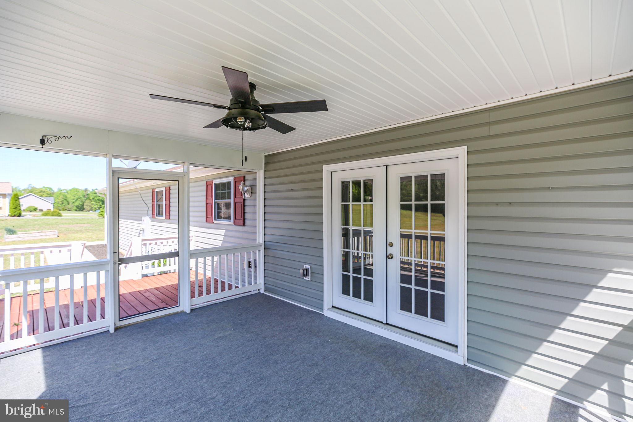 BORDEN MEADOWS - Residential