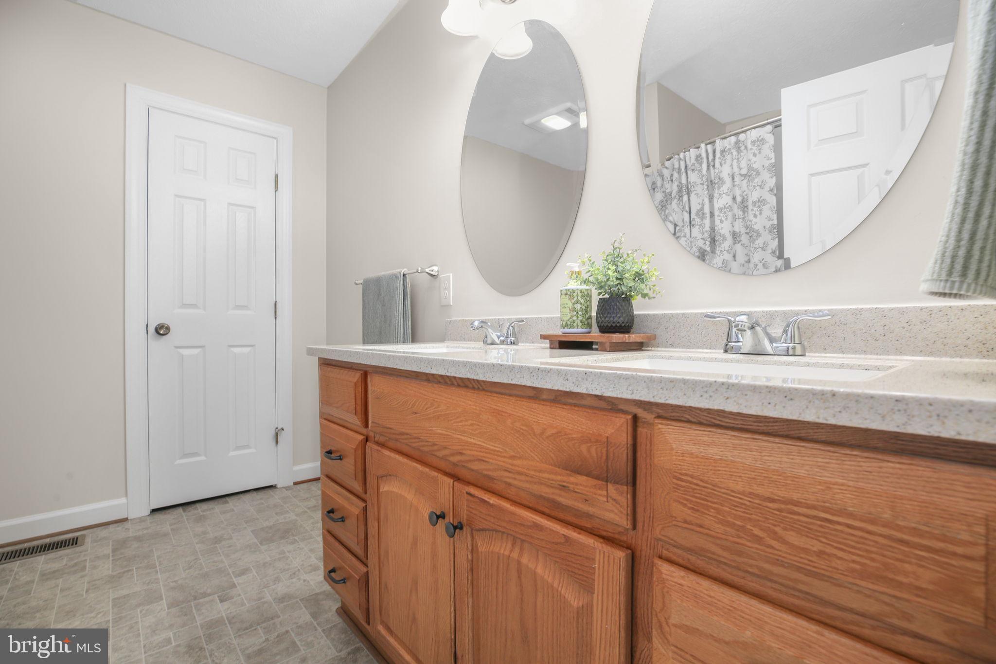 BORDEN MEADOWS - Residential