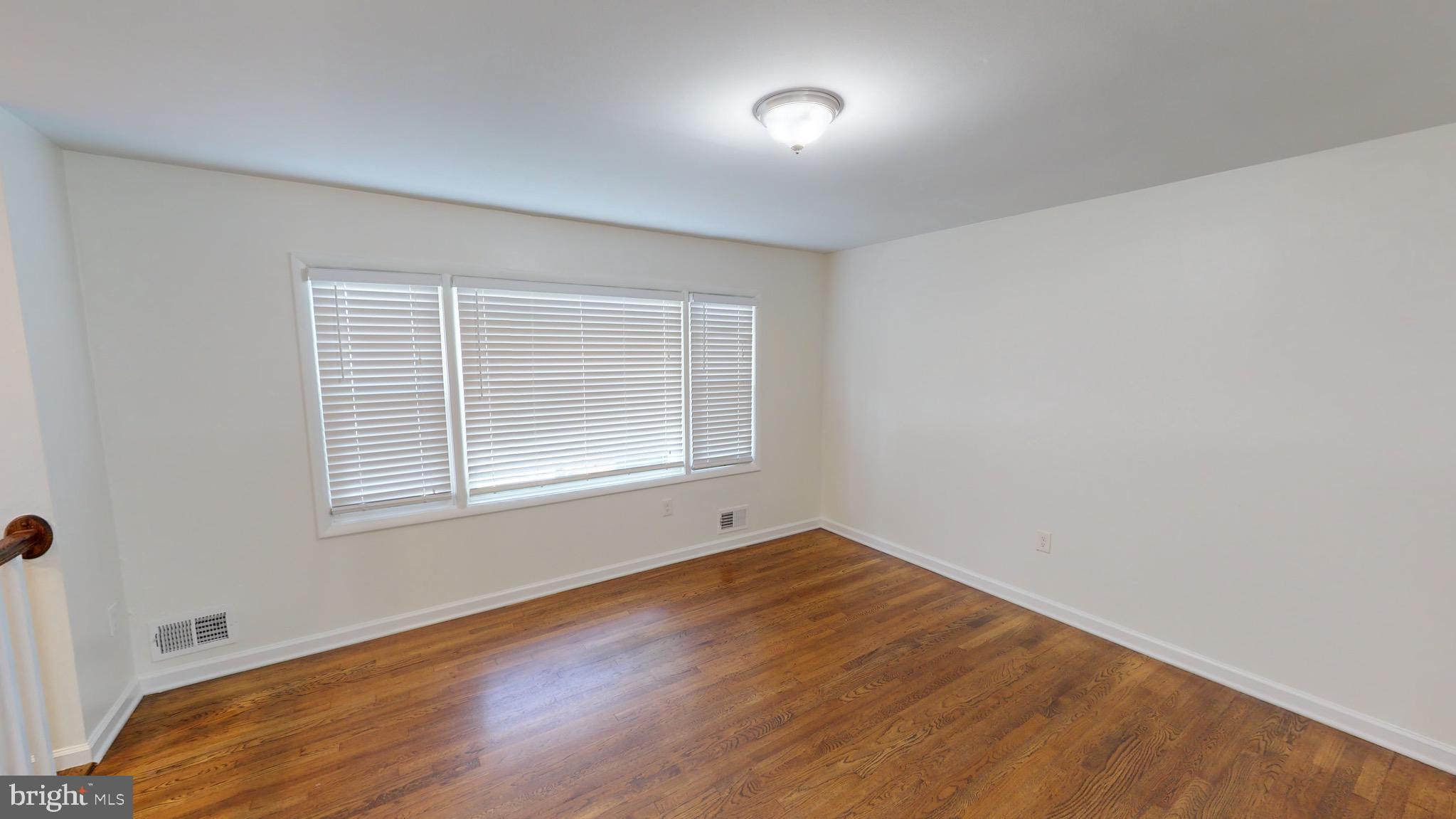 GREENFIELD - Residential