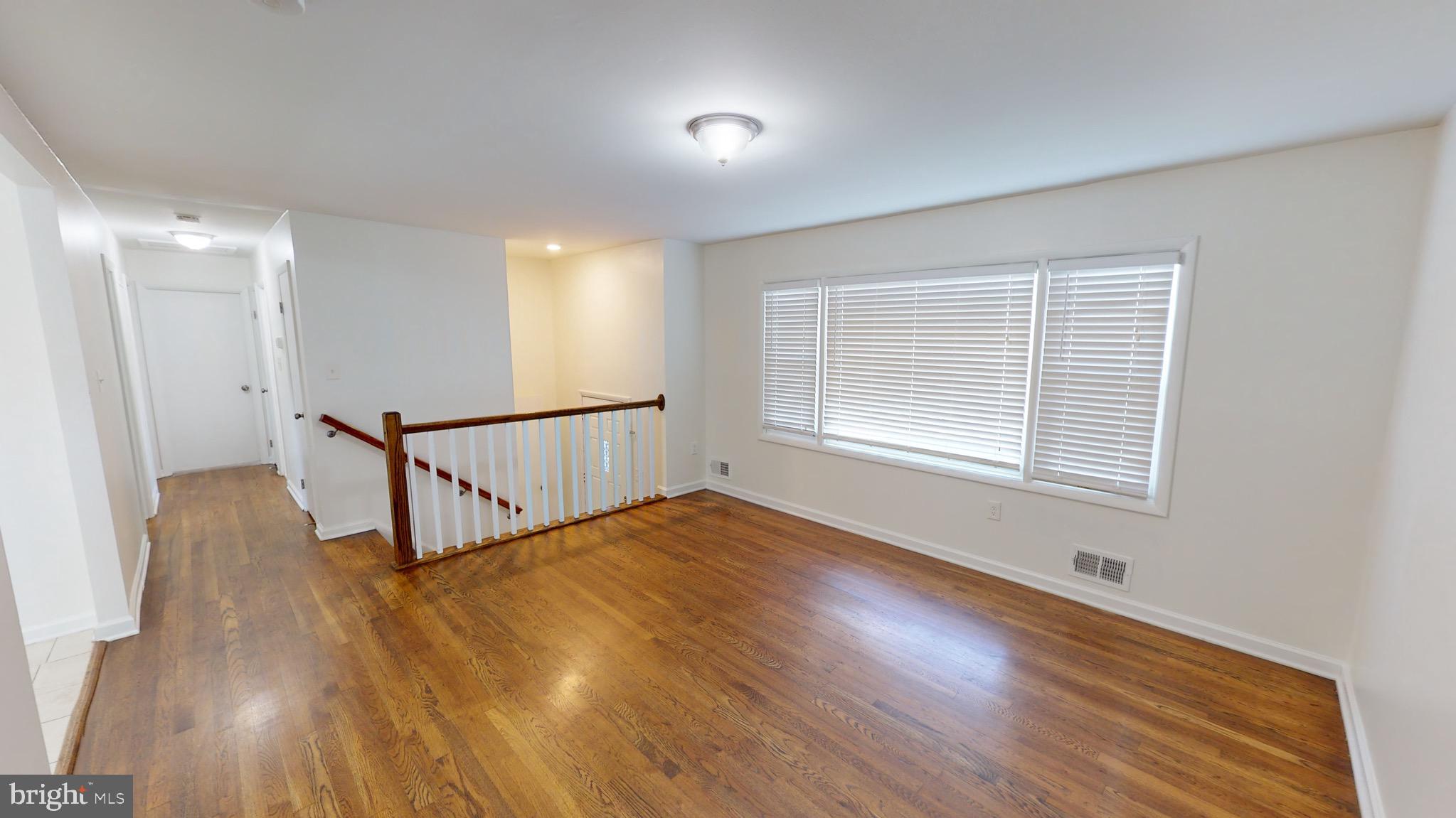 GREENFIELD - Residential