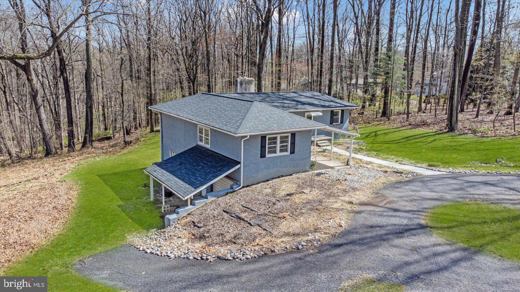 FALLS ROAD CORRIDOR - Residential