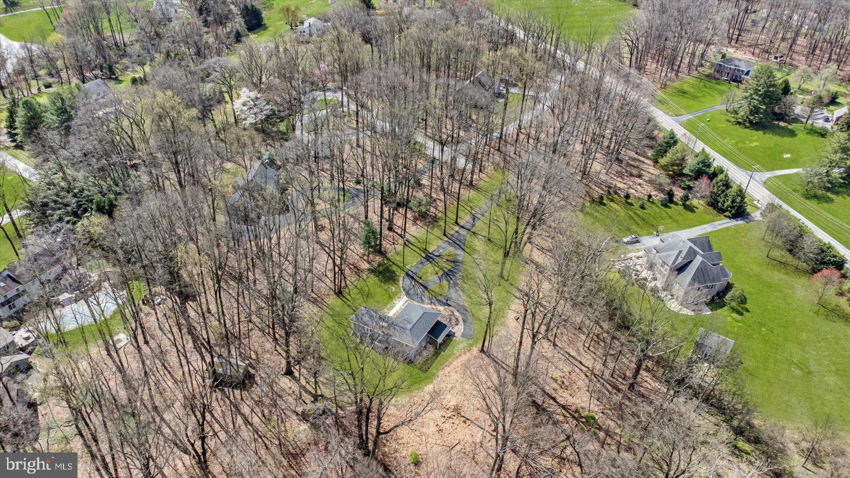 FALLS ROAD CORRIDOR - Residential