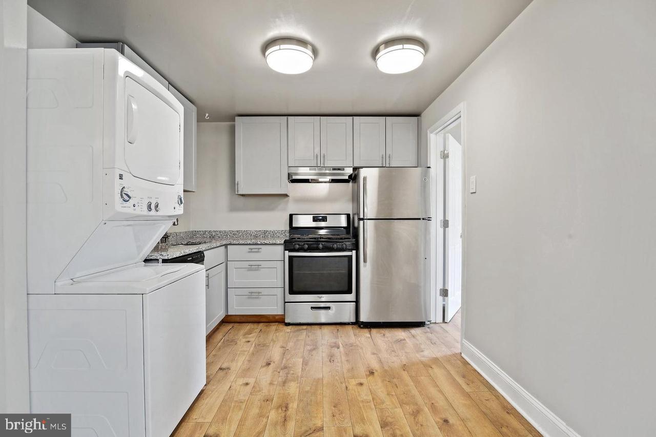 HERONS COVE - Residential