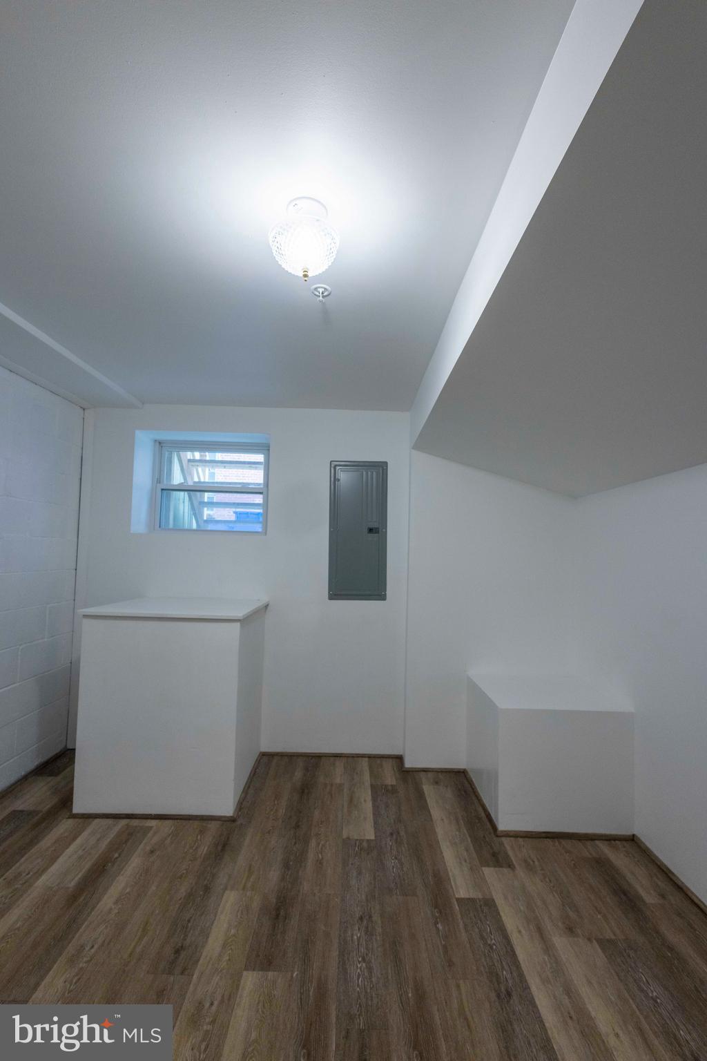 WASHINGTON VILLAGE - Residential Lease