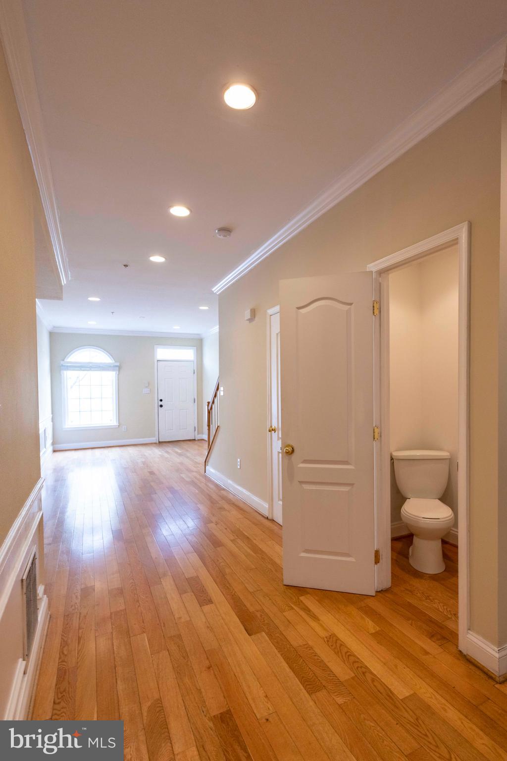 WASHINGTON VILLAGE - Residential Lease