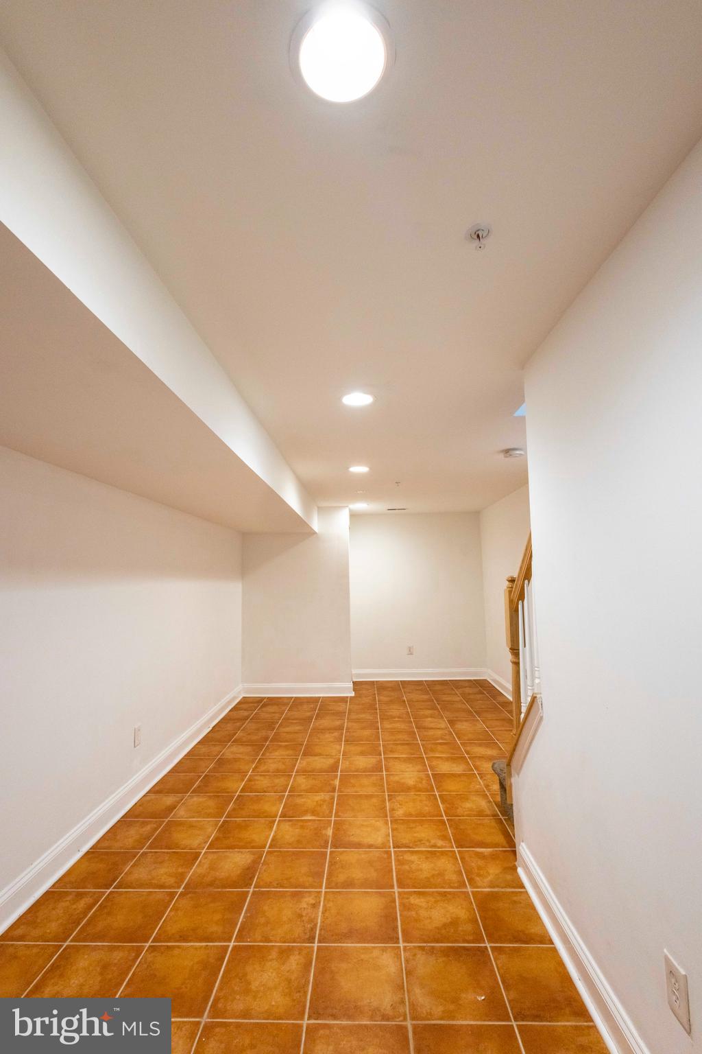 WASHINGTON VILLAGE - Residential Lease