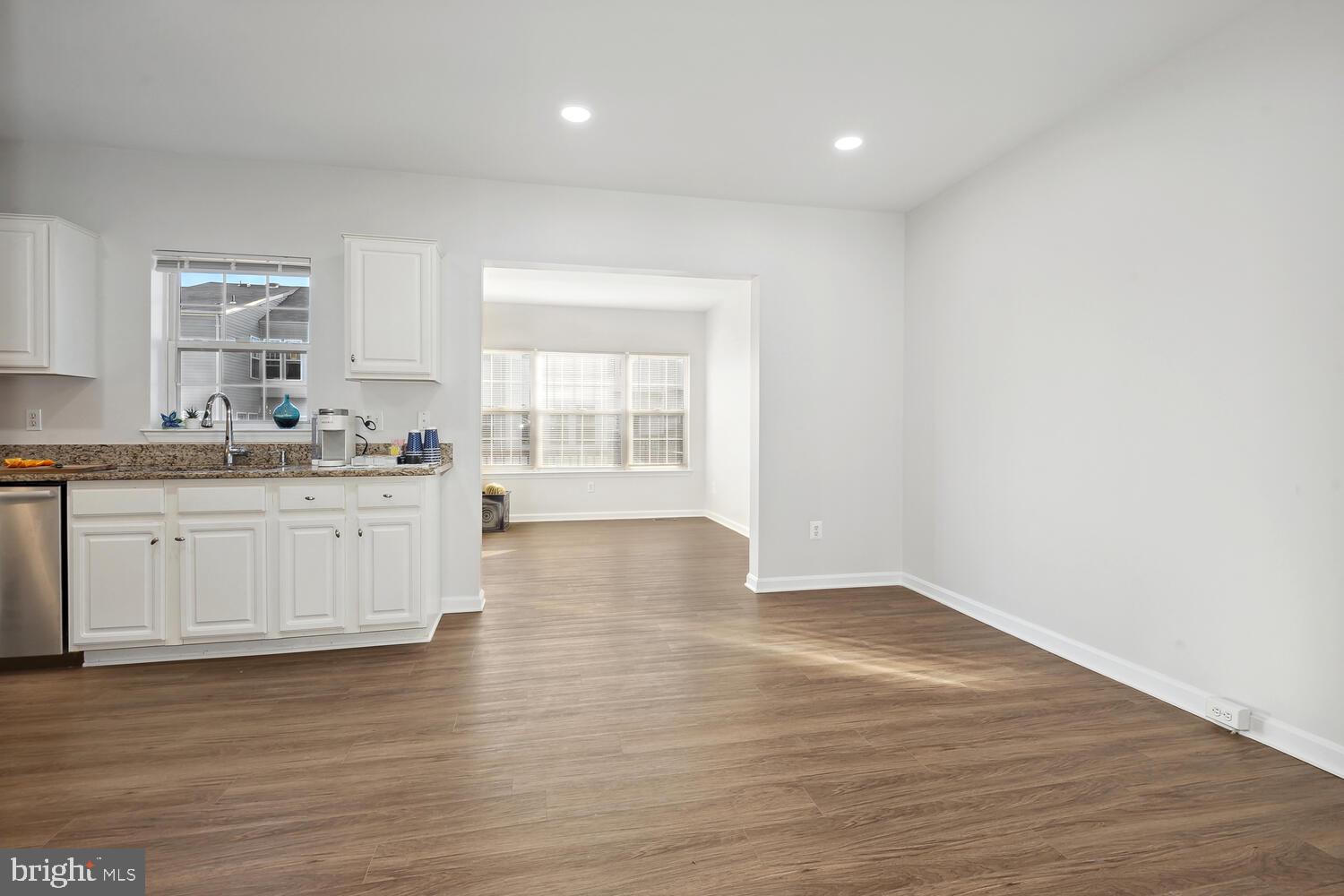 SOUTH RIDING - Residential