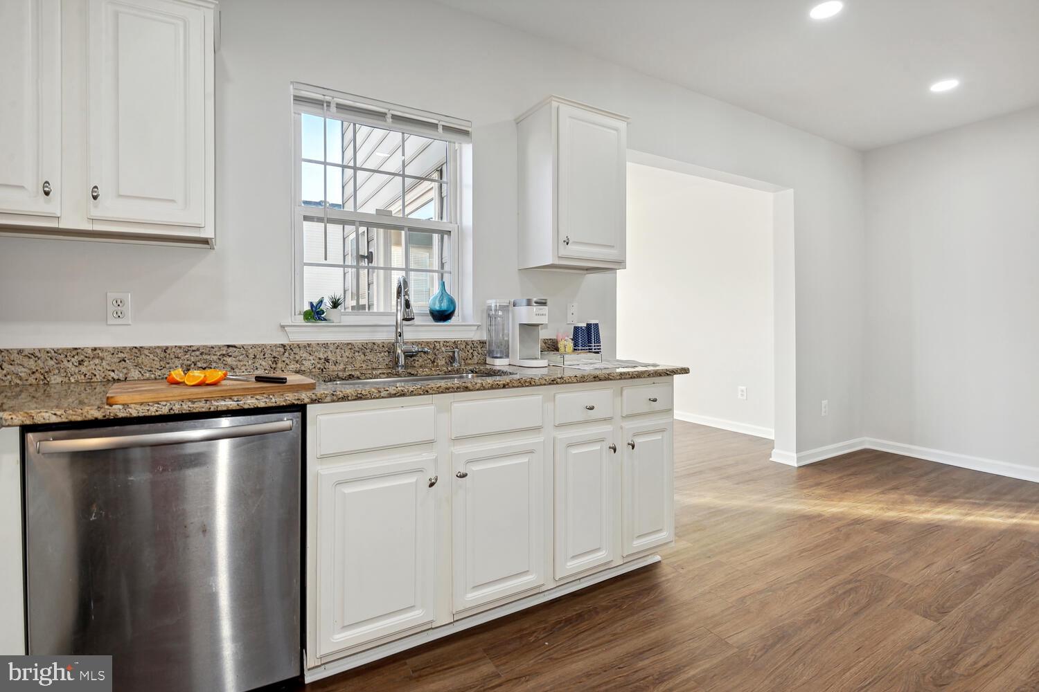 SOUTH RIDING - Residential