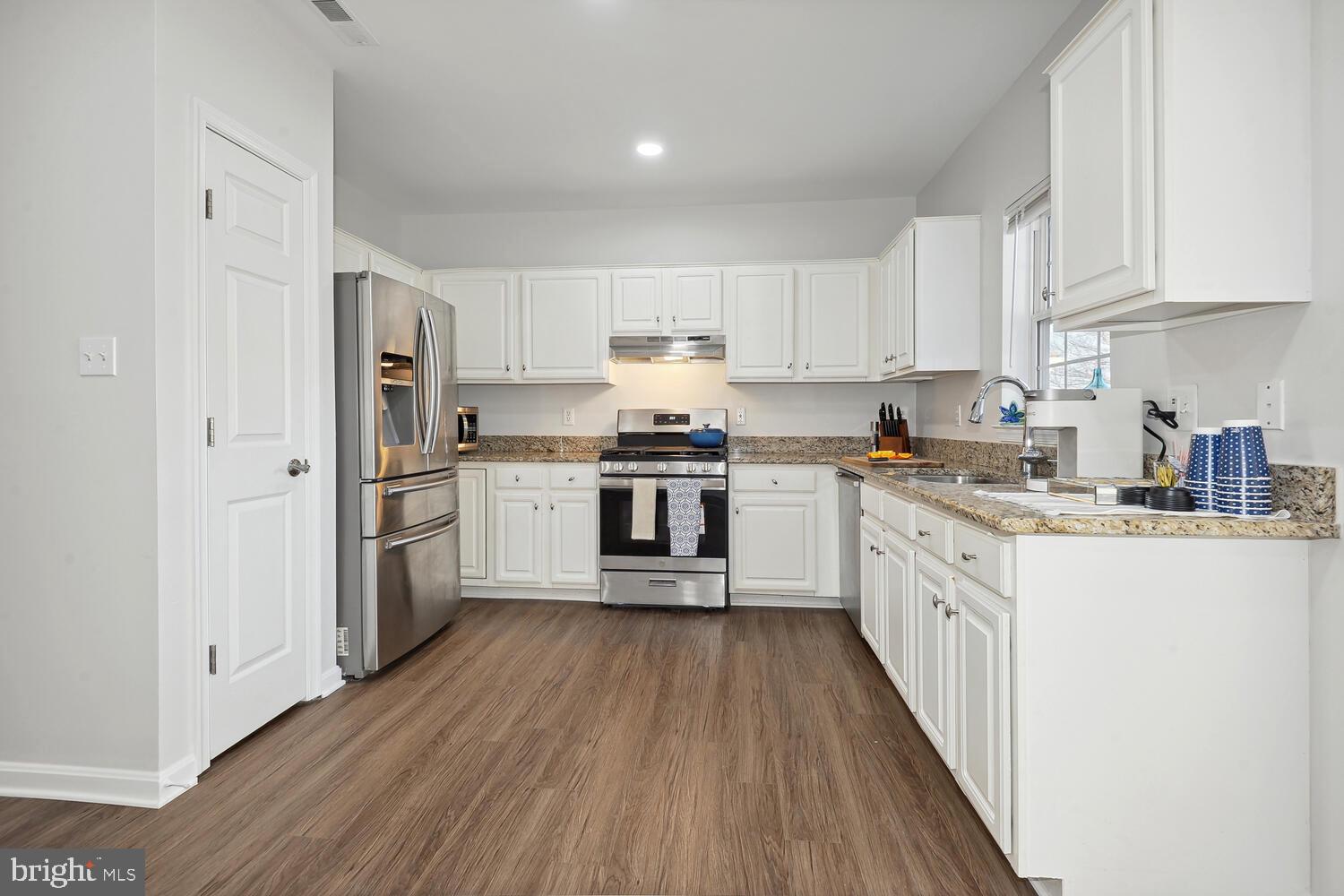 SOUTH RIDING - Residential