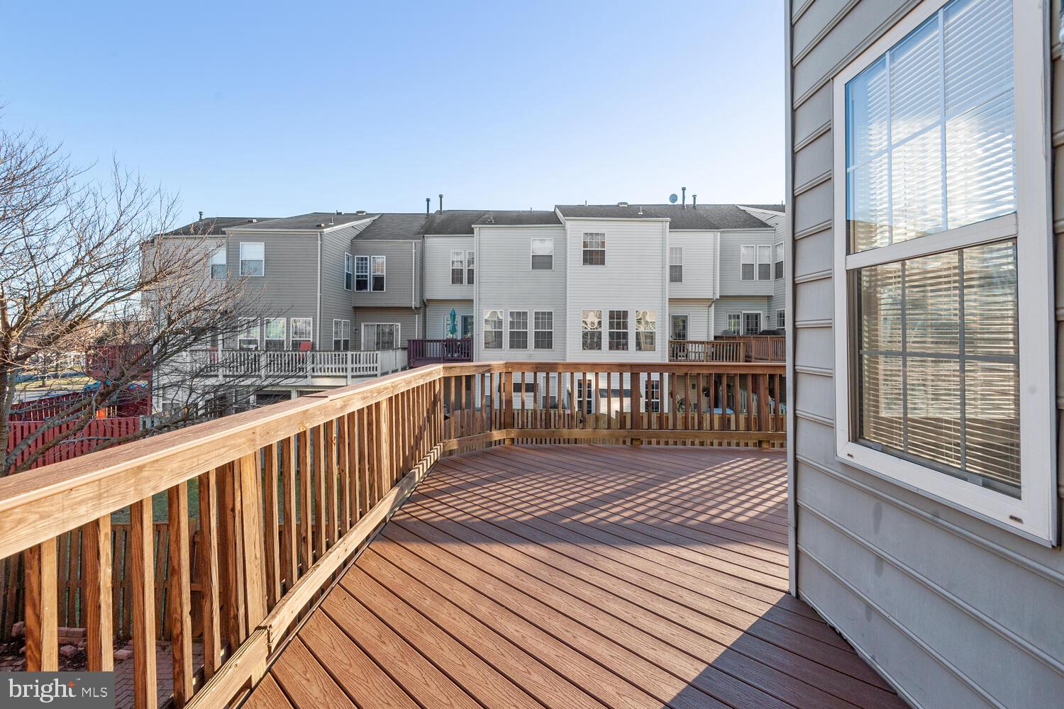 SOUTH RIDING - Residential