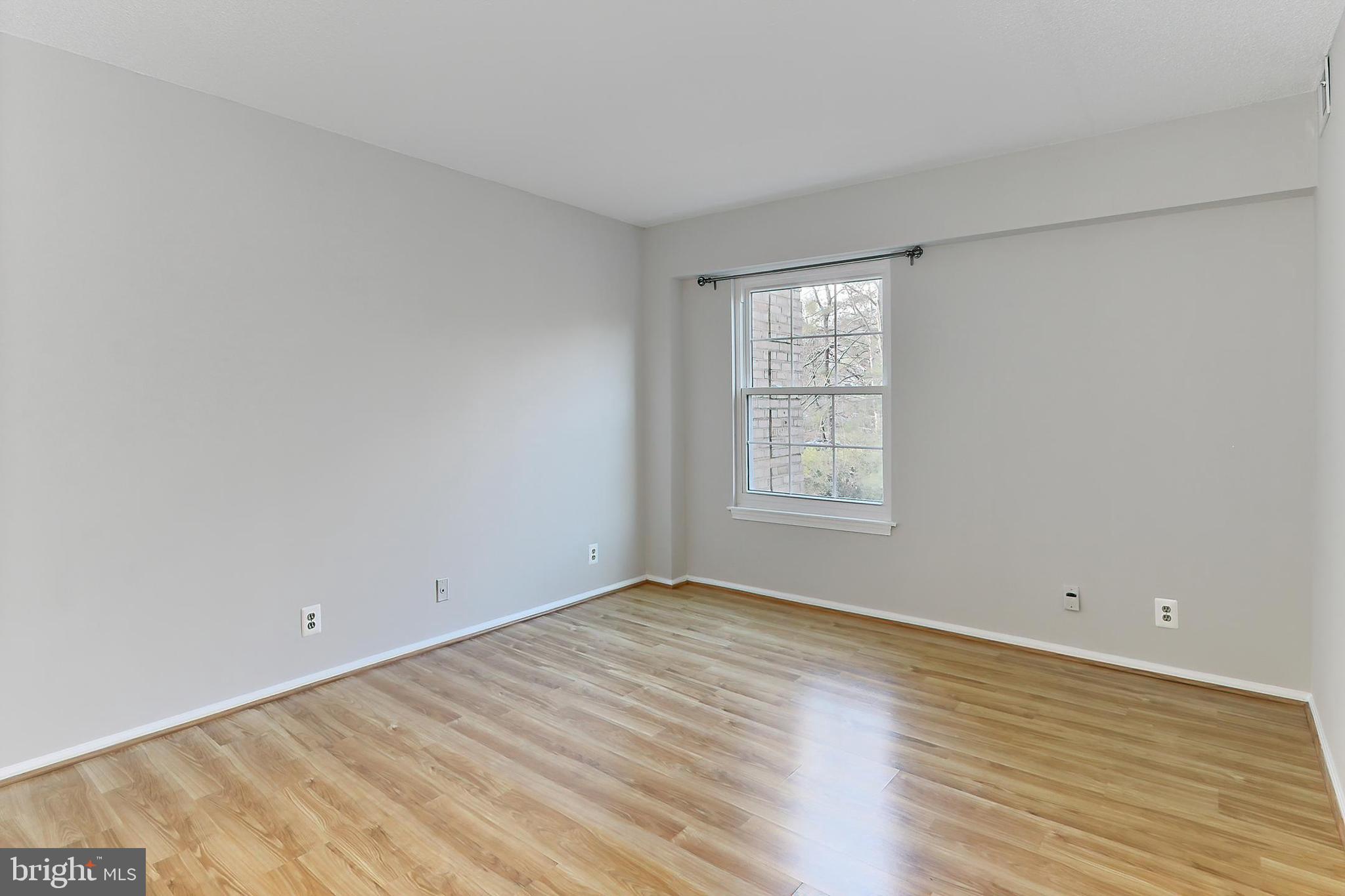 THE COLONIES - Residential