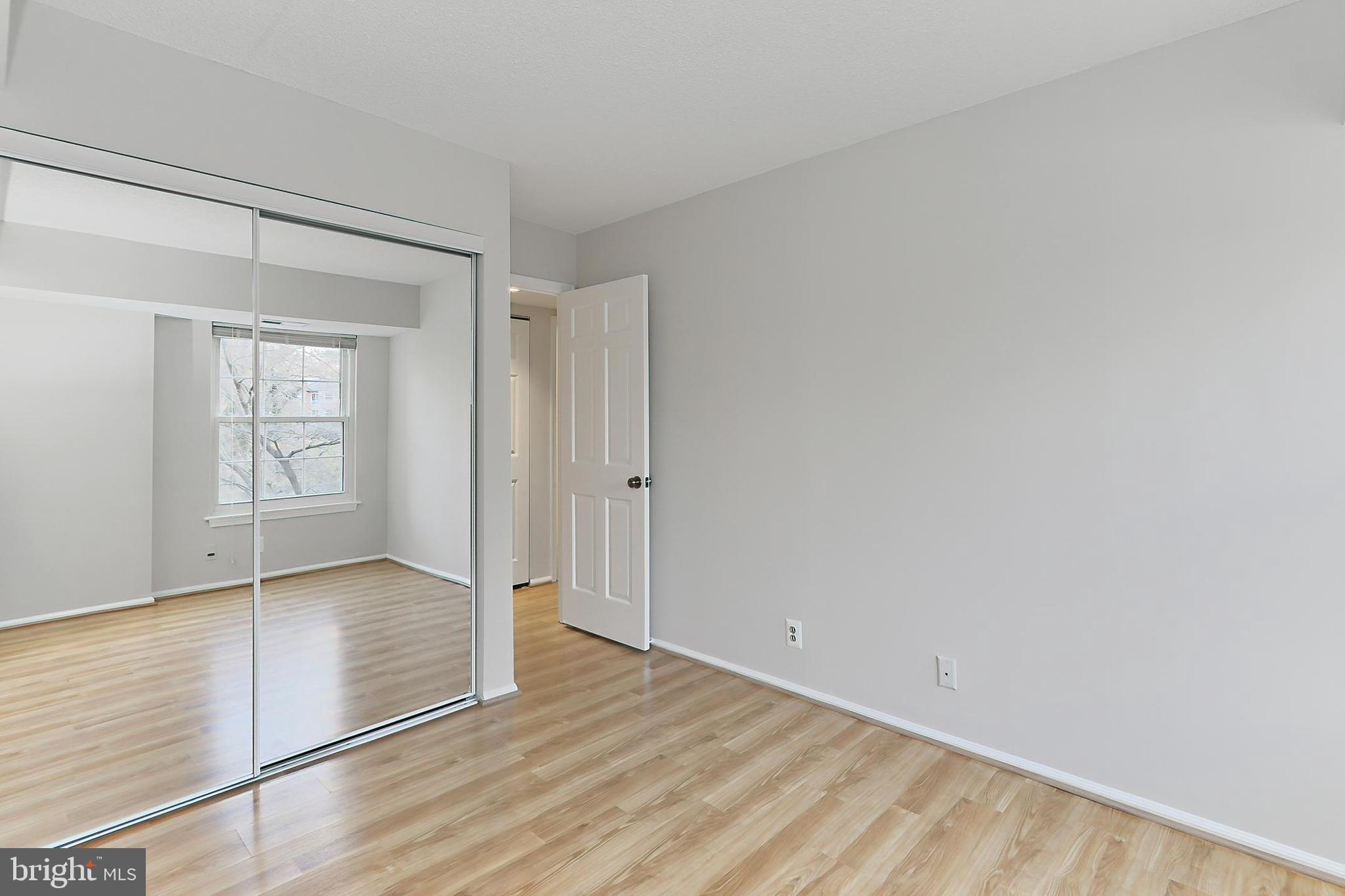 THE COLONIES - Residential